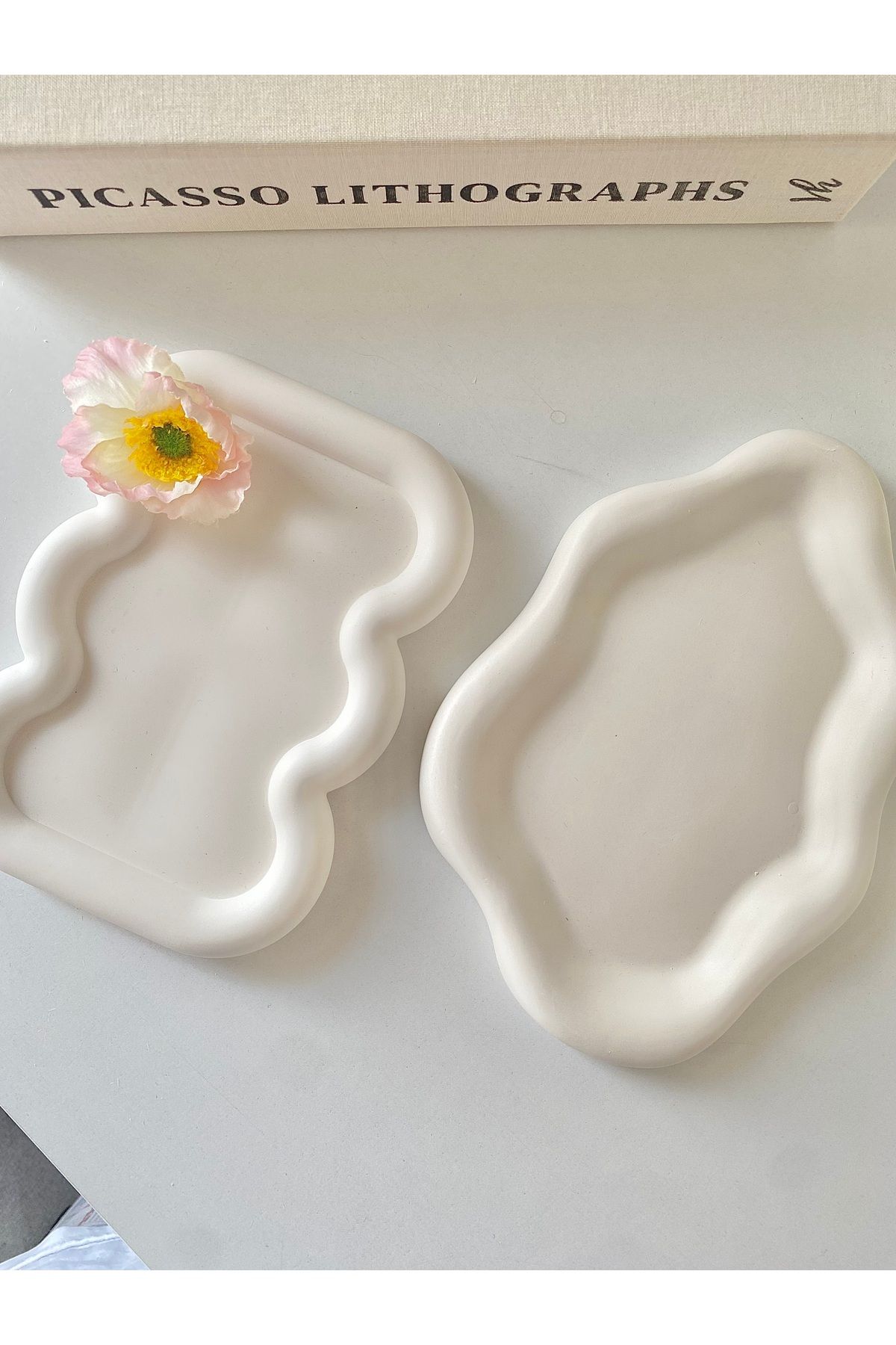 bliss store Dekoratif tabak, dalga desenli,kahve tepsisi,sunum tabağı,takı tabağı, takı çekim tabağı