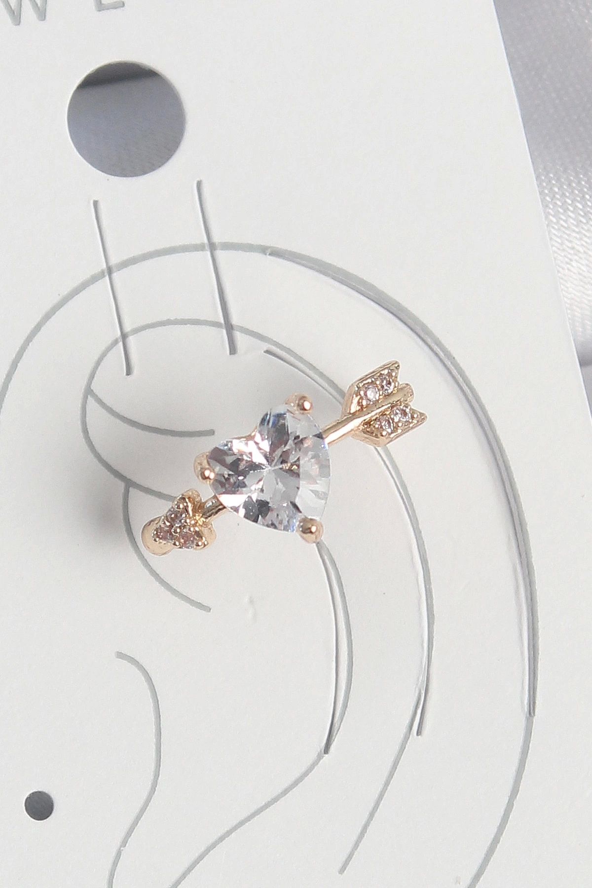 Clariss Pirinç Gold Renk Zirkon Taşlı Kalp Ok Model Kadın Kıkırdak Küpe