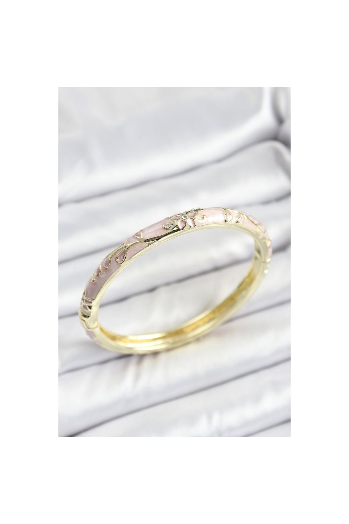 Findit Mineli Pirinç Zirkon Taşlı Pembe Çiçek Desenli Gold Renk Kadın Kelepçe