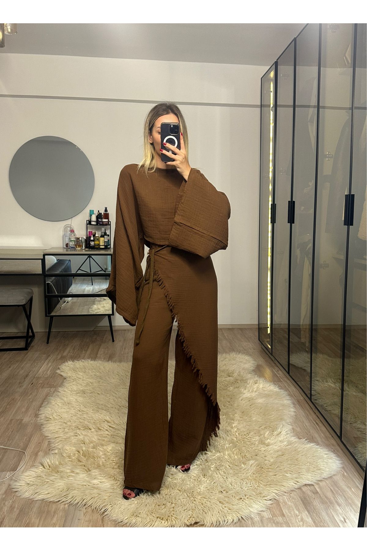 NET OF NOT Darla Kahverengi Müslin Kumaş Zarf Pantolon Crop Takım