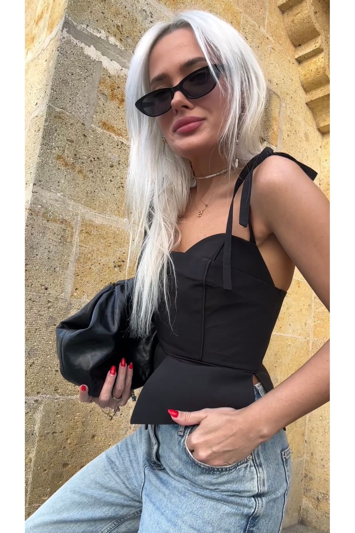 B&W Pia Büstiyer