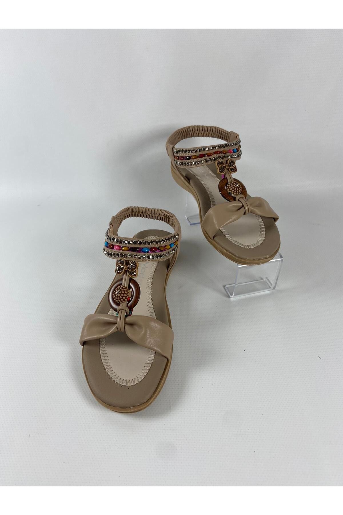 DİVA Retro Taşlı Ortopedik Alçak Taban Sandalet