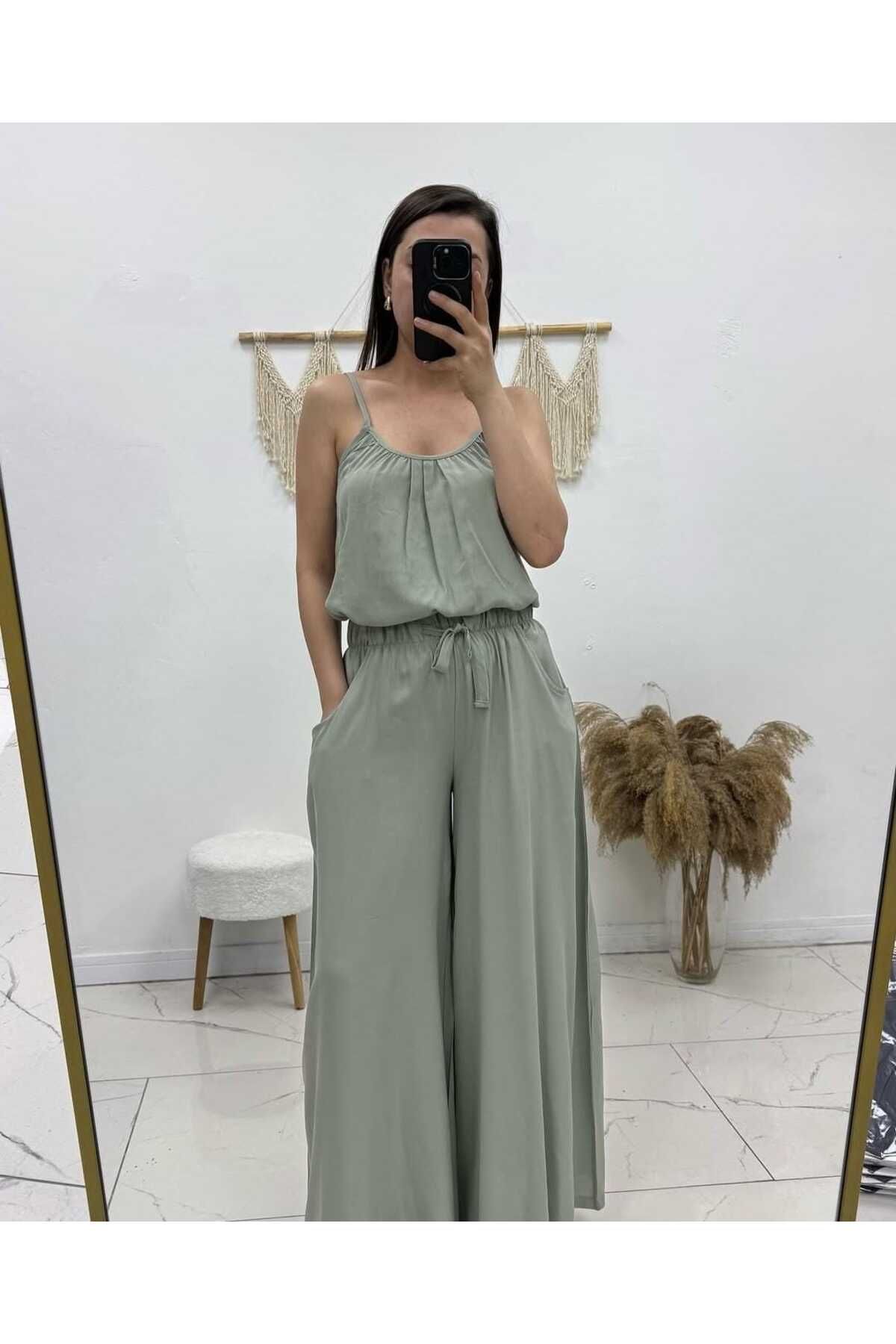 Maison La Femme Kadın İp Askılı Bluz Bol Cepli Pantolon Takım