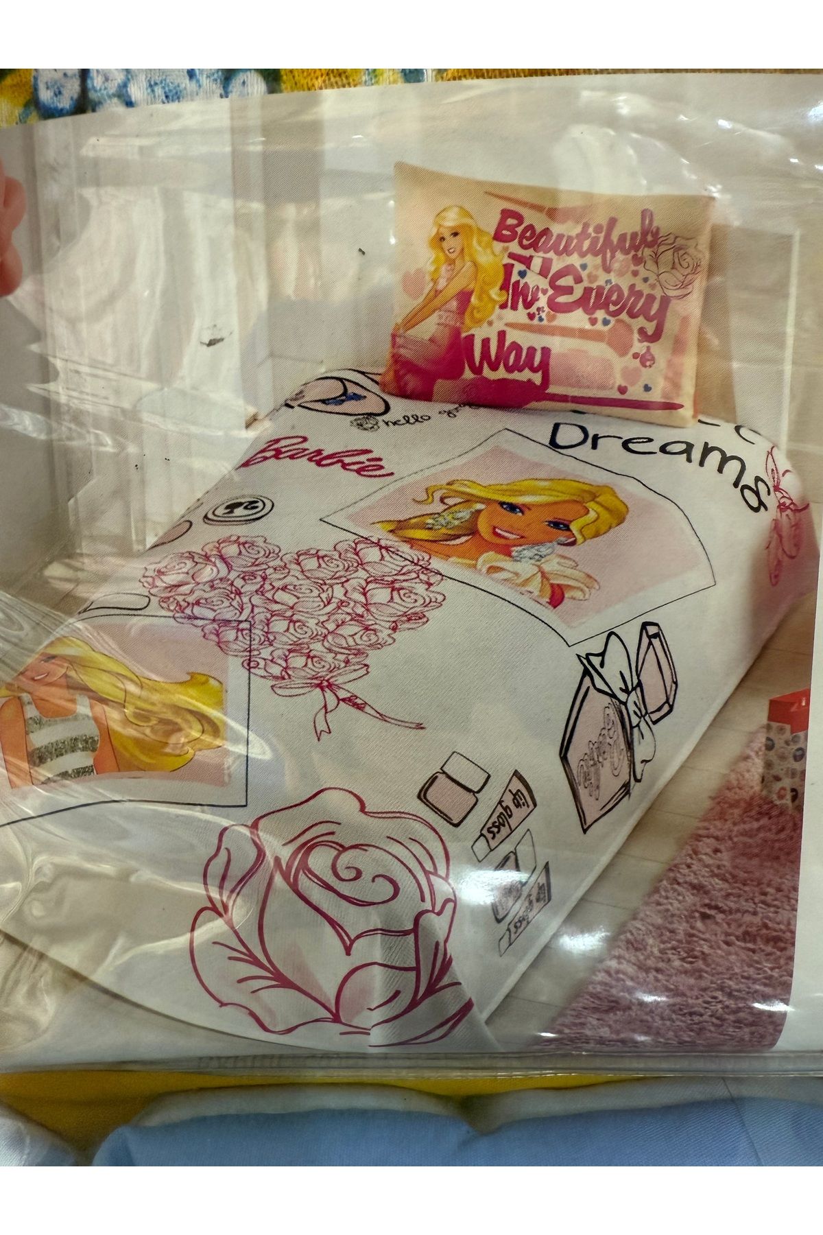 Taç Taç lisanli barbie sweet dreams tek kisilik pike takimi