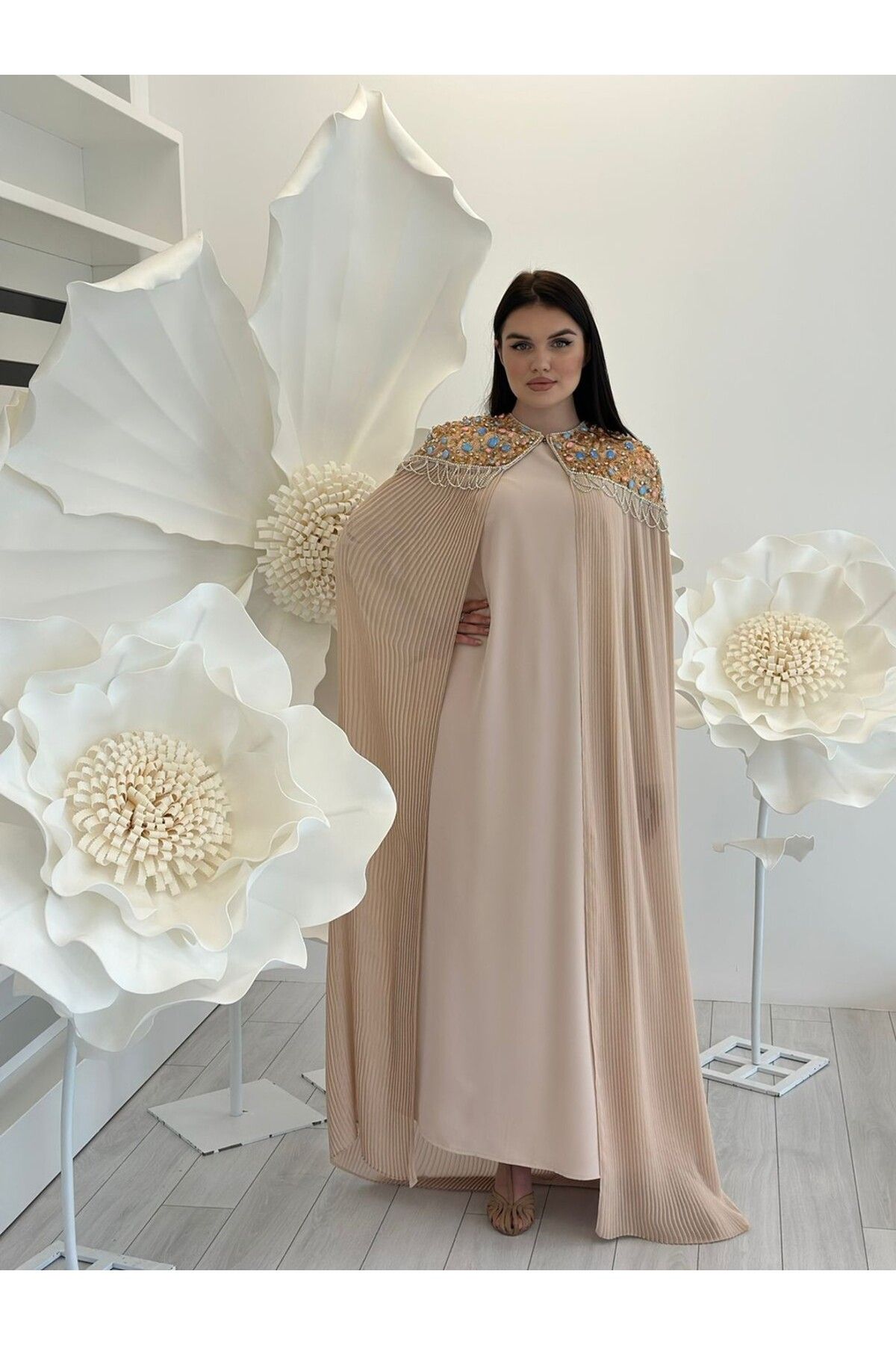White Corner 2980 NAKIŞ VE TAŞ İŞLEMELİ İKİLİ TAKIM ABAYA
