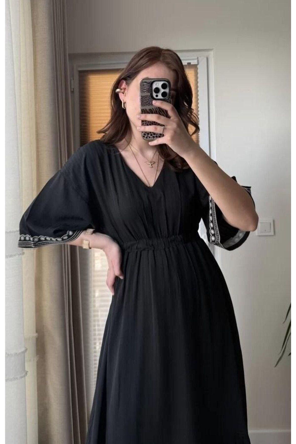 Sum NAKIŞLI KISA KOLLU ELBİSE