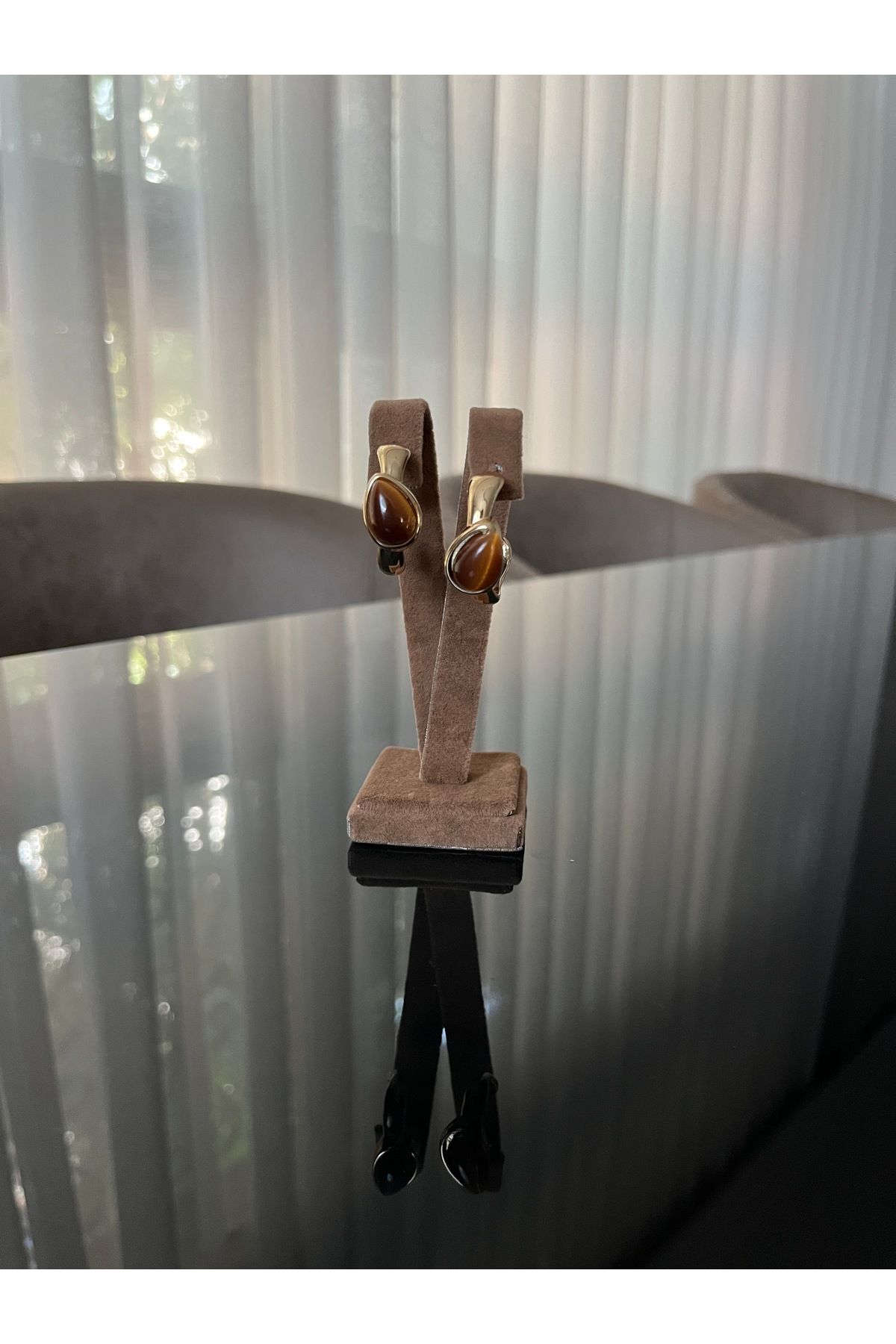 CHI COLLECTION Kahverengi Taşlı Gold Çelik Küpe