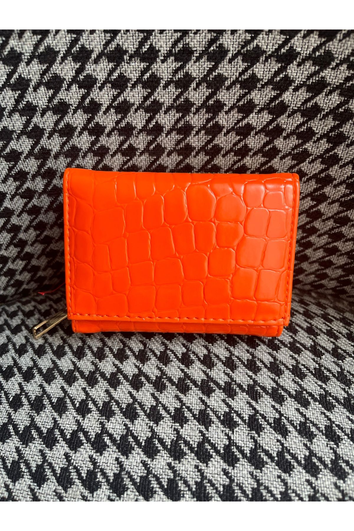 atom butik Cüzdan kartlıklı bozuk ve kağıt para yeri mevcuttur
