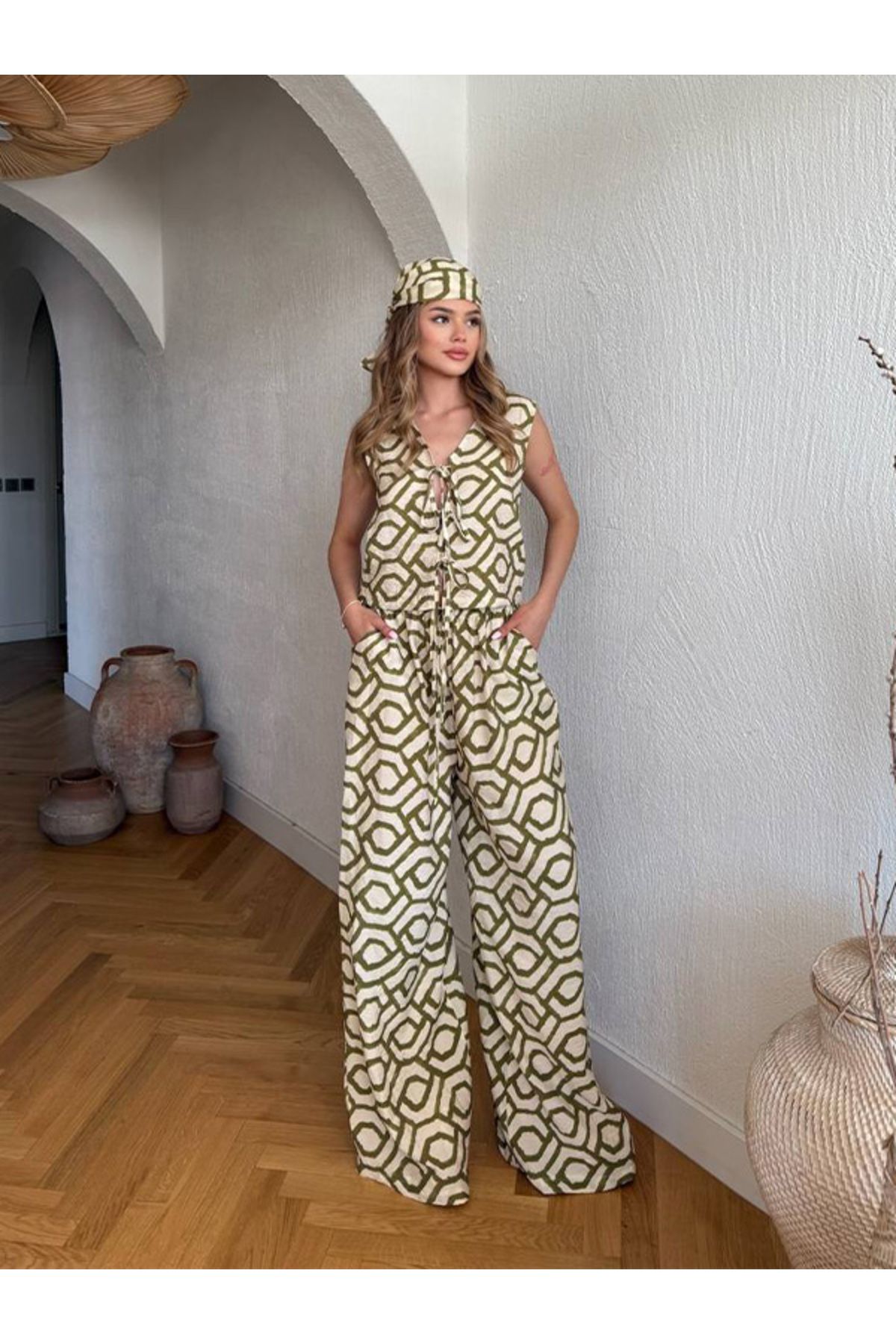 Panku Bizu Design Store Jonna Bağlama Detaylı Geometrik Desenli Yelek-Pantolon Takım