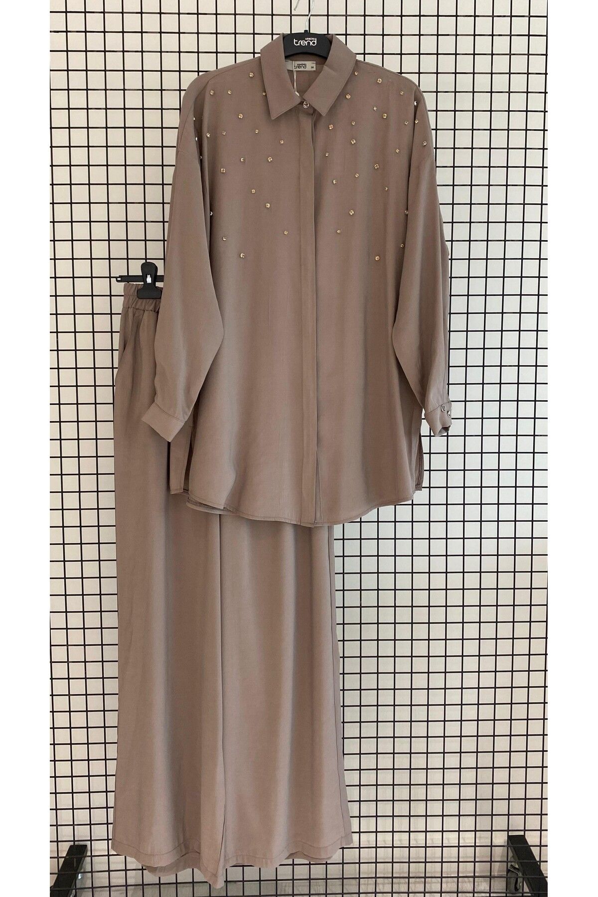 Armine Gizli Düğmeli Işıltılı Taşlı Modal kumaş Yazlık Tunik-Pantolon Takım