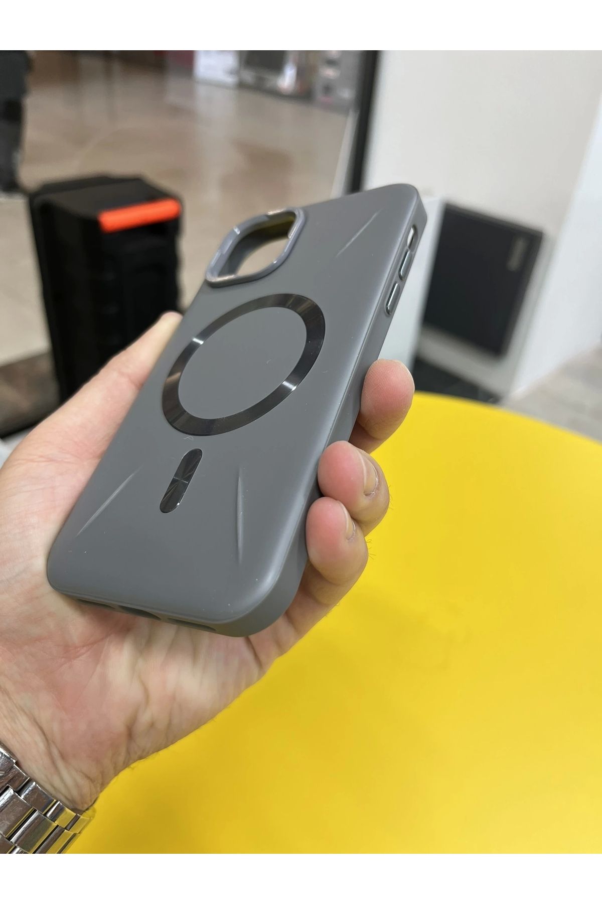 lucek cases İPhone 11 Uyumlu Premium MagSafe Özellikli Ultra Lüks Kılıf