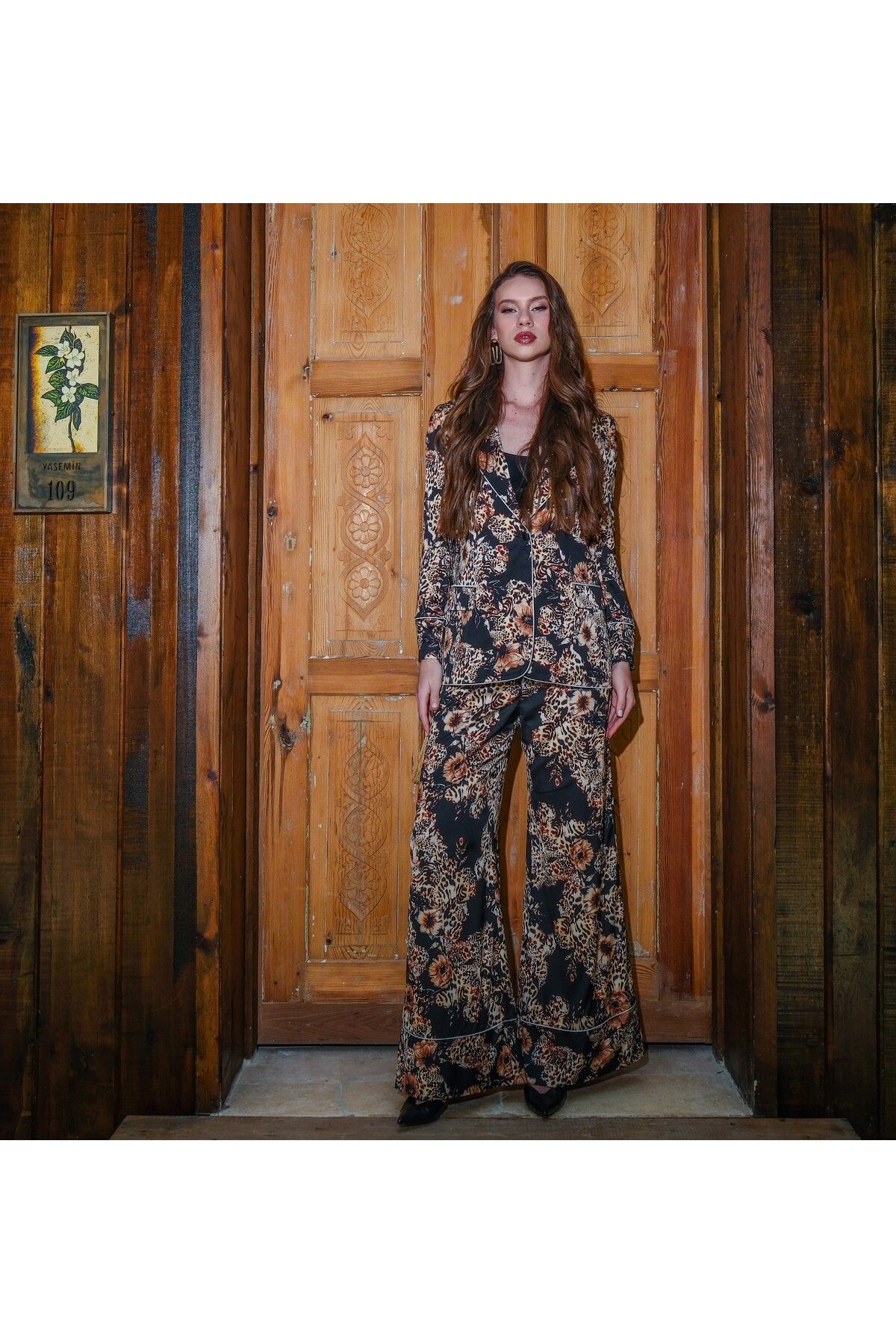 Esra Semiz SİYAH LEOPAR İPEK SATEN PANTOLON