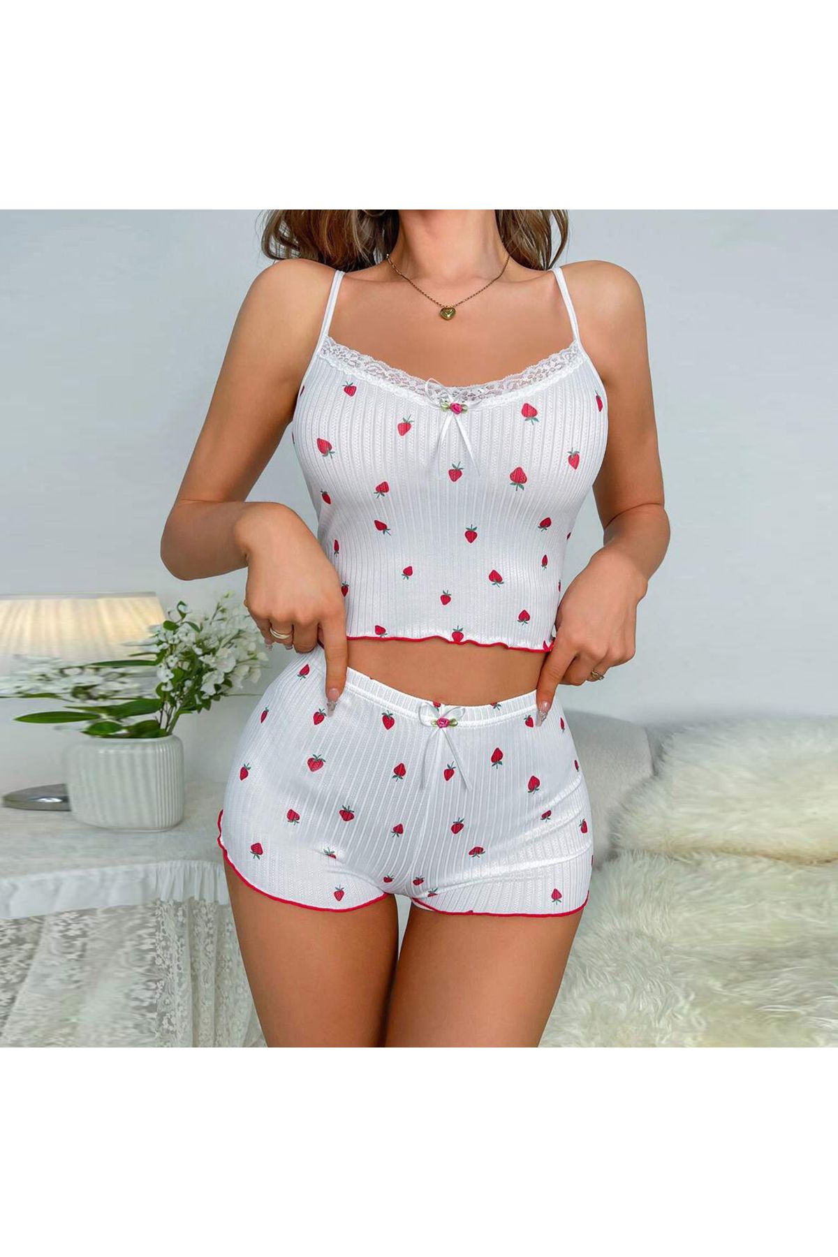 Unique Studio Kadın Yaz Çilek Desenli Yelek Pijama