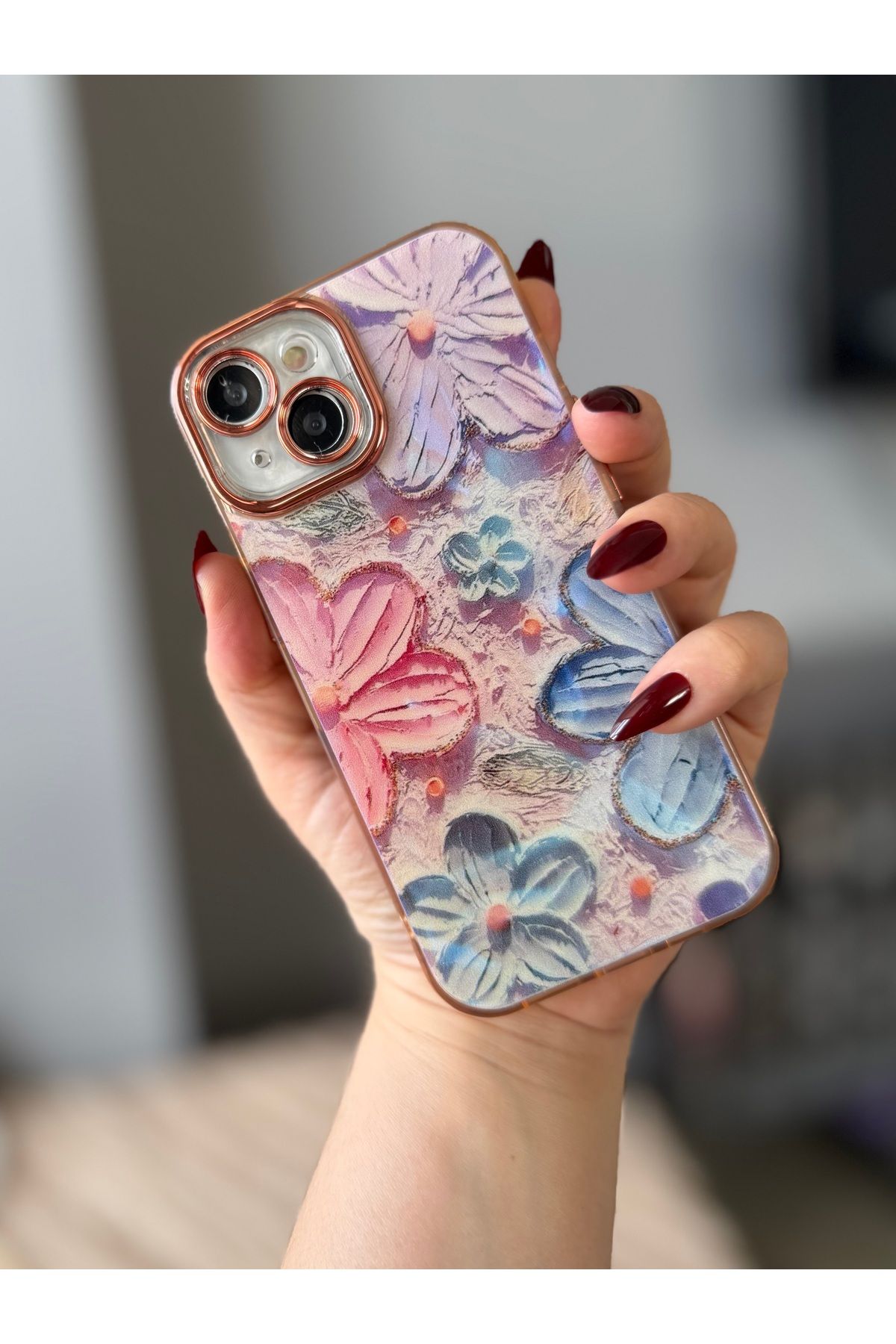 MirazTasarim IPHONE 15 3D ÇİÇEK GÖRÜNÜMLÜ ŞEFFAF KENARLI KILIF