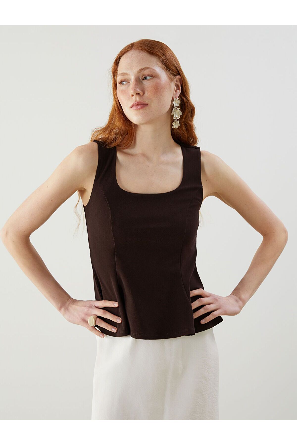 LC Waikiki Kare Yaka Peplum Bluz