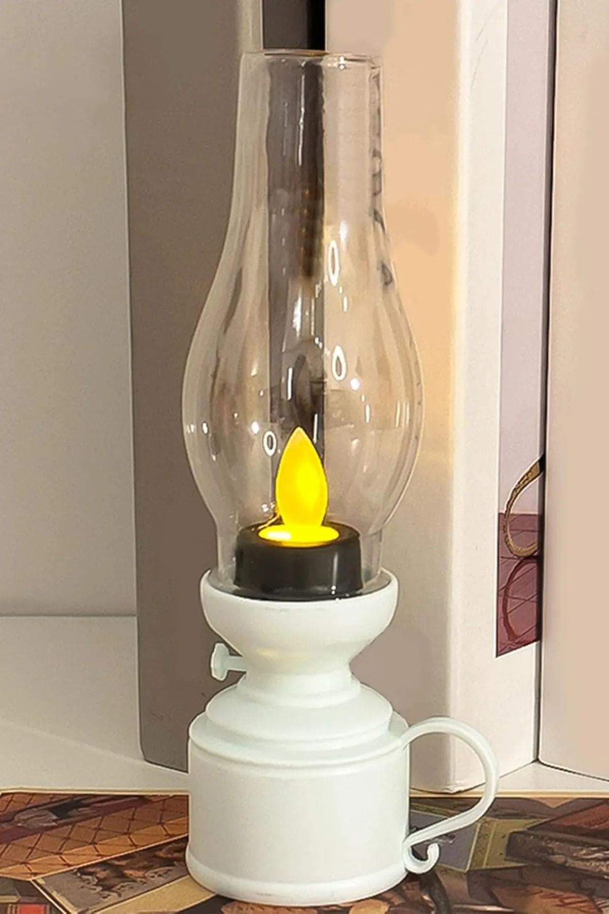 Home Eski Gaz Lamba Görünümlü Led Lamba - Alev Efektli Pilli 18 Cm, Dekoratif Masa Lambası