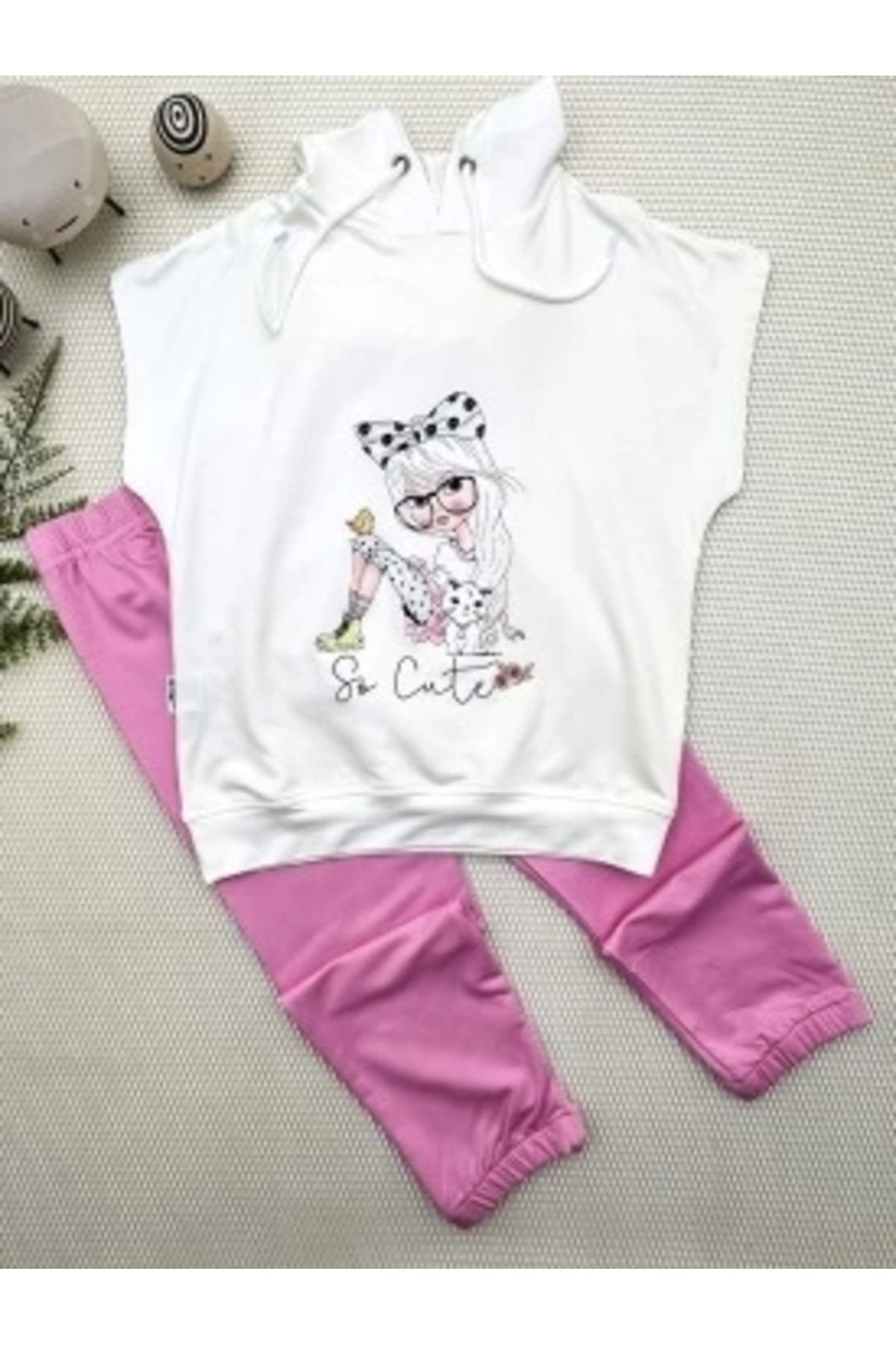 Diji Baby 3-4-5 Yaş Kapşonlu Sevimli Kız Baskılı Kısa Kolu 2li Kız Erkek Çocuk Takımı