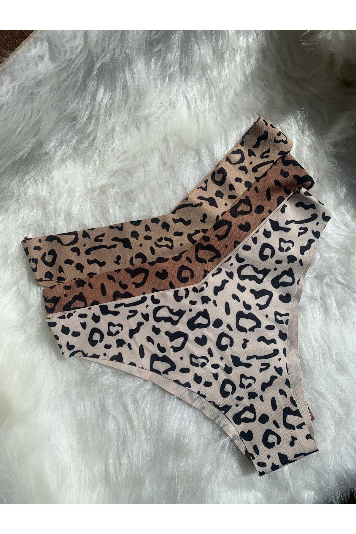 Gizliz Kadın 3'lü Lazer Kesim Leopar Desen Külot