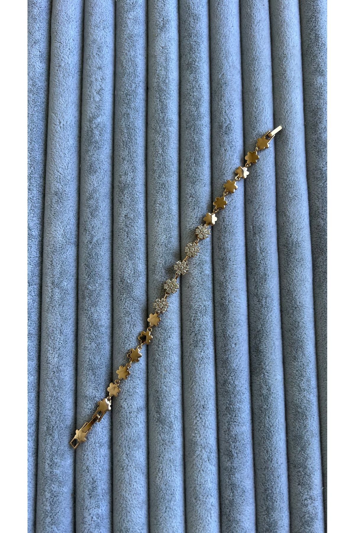cansuaccessoire ÇİÇEK TAŞ DETAYLI BİLEKLİK