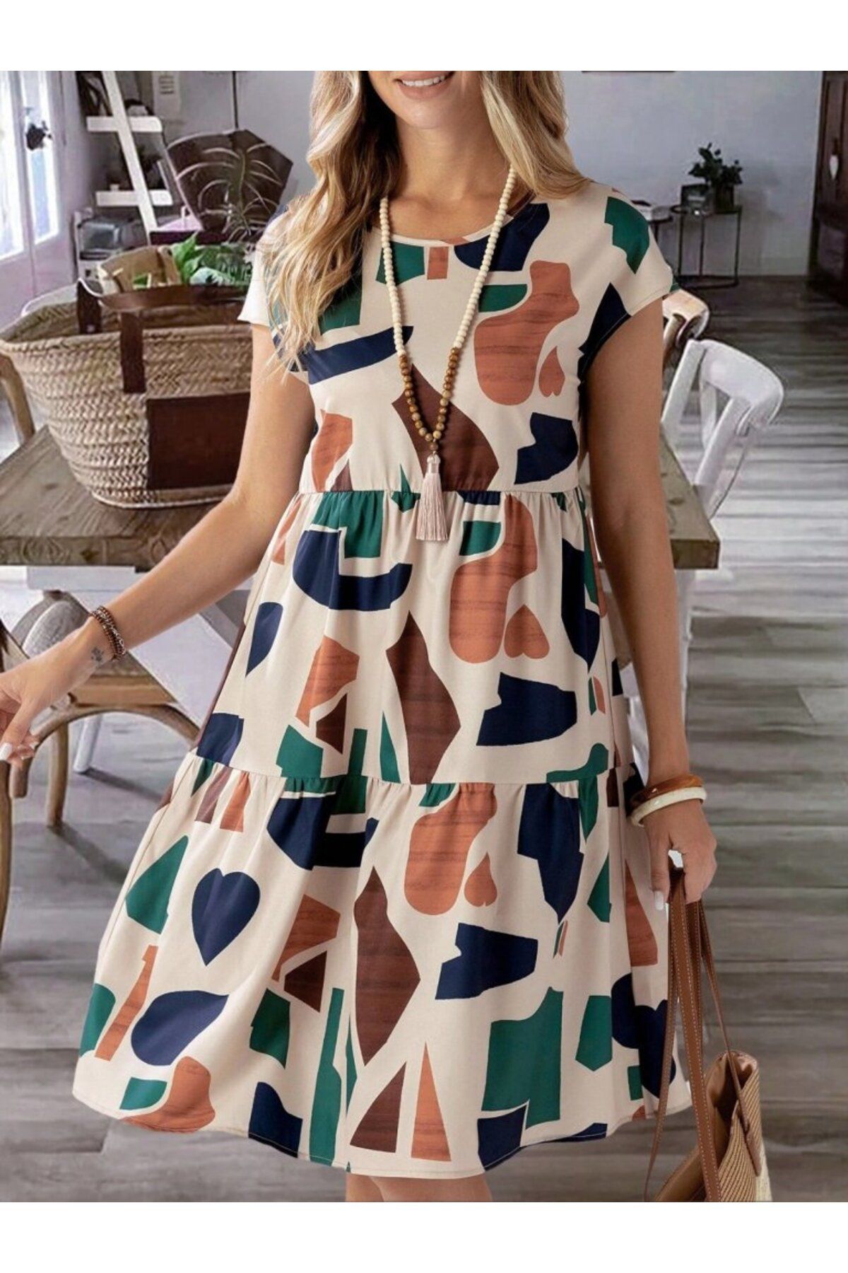 VogueEra Kadın Kısa Kollu Bisiklet Yaka Desenli Fırfırlı Süprem Elbise