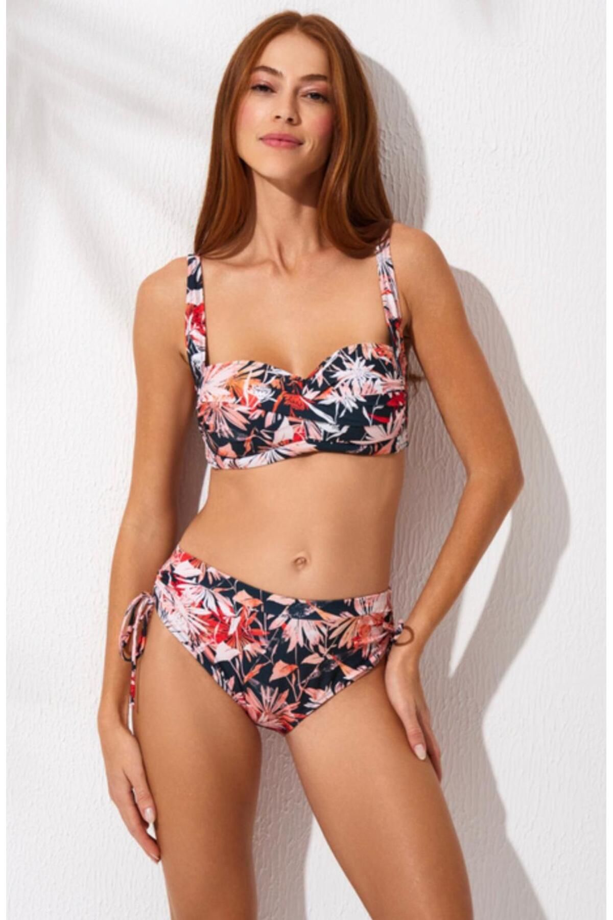 Pierre Cardin Yeni Sezon İnce Askılı Toparlayıcı Bikini Takım 2025 Yaz Sezonu 241245