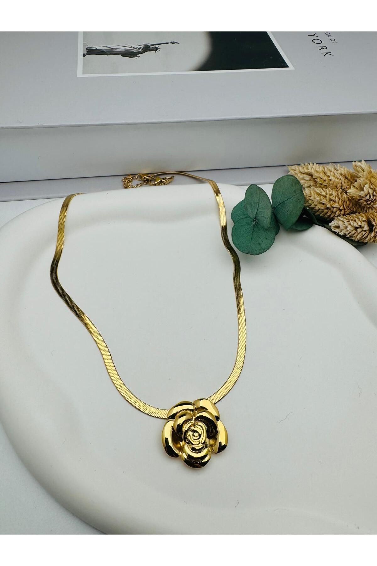 nerede bulurum Gül Detaylı Çelik Kolye (Gold) 0106345