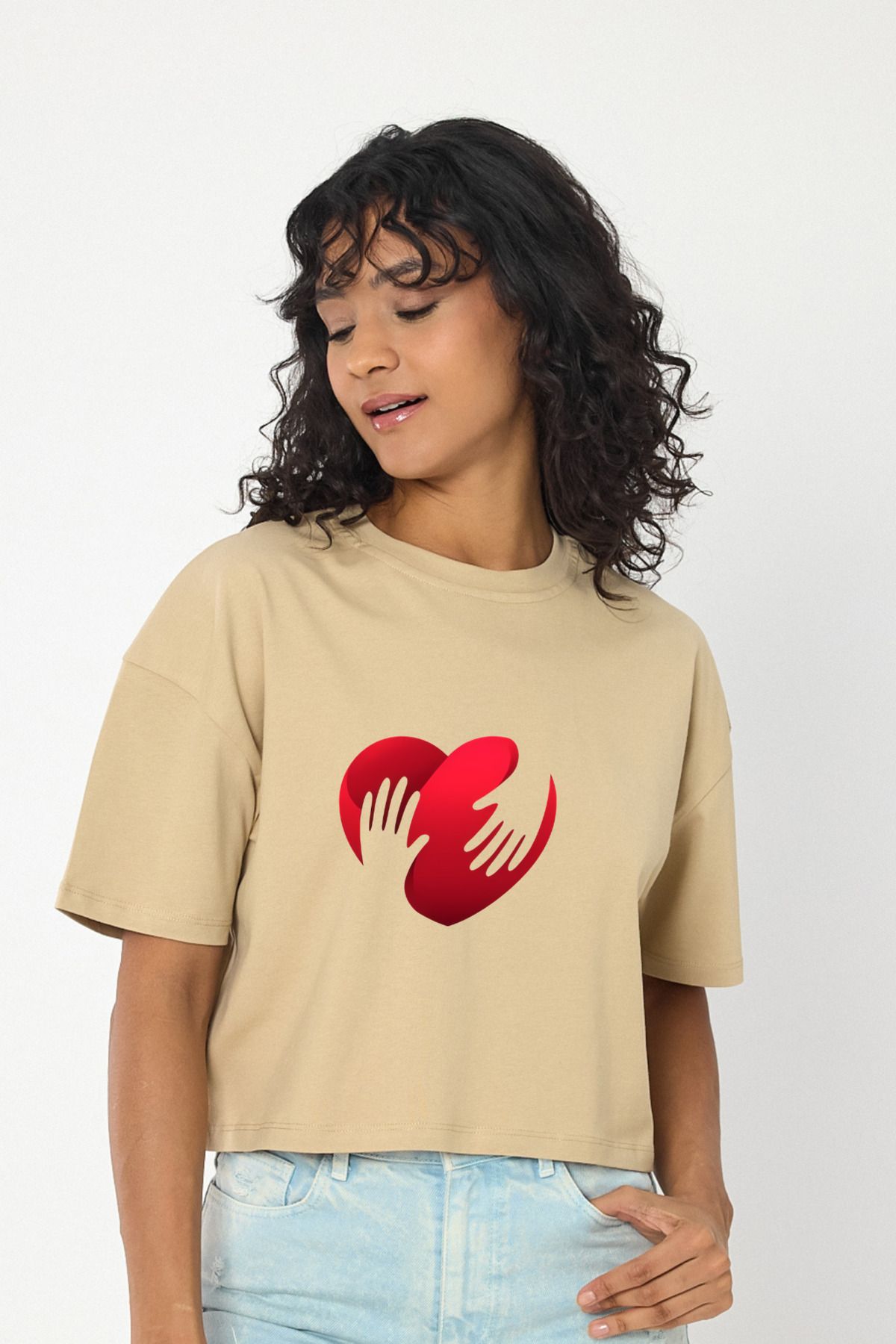 Windy Island Kadın Bisiklet Yaka Kalp Baskılı Crop T-shirt