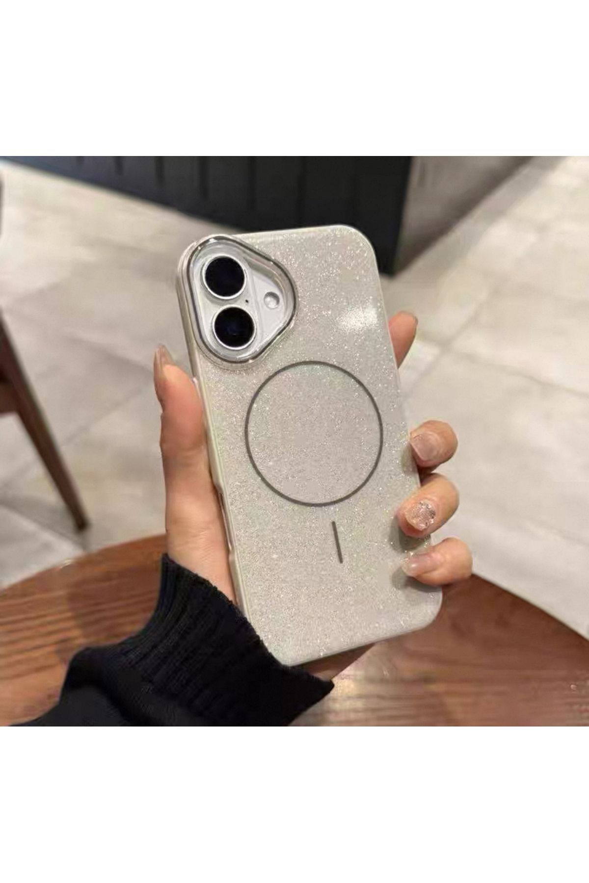 EDELFU iPhone 16 PLUS Simli Silikon Yumuşak Kamera Çıkıntılı Parlak Gösterişli Magsafeli Koruyucu Kılıf