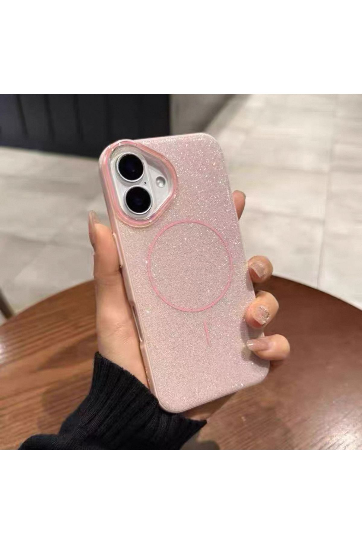 EDELFU iPhone 16 için Simli Silikon Yumuşak Kamera Çıkıntılı Parlak Gösterişli Magsafeli Koruyucu Kılıf
