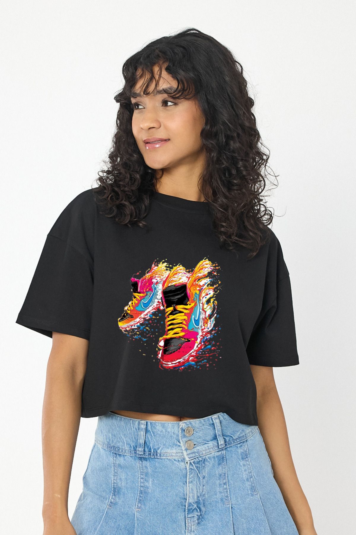 Windy Island Kadın Bisiklet Yaka Sneaker Baskılı Crop T-shirt