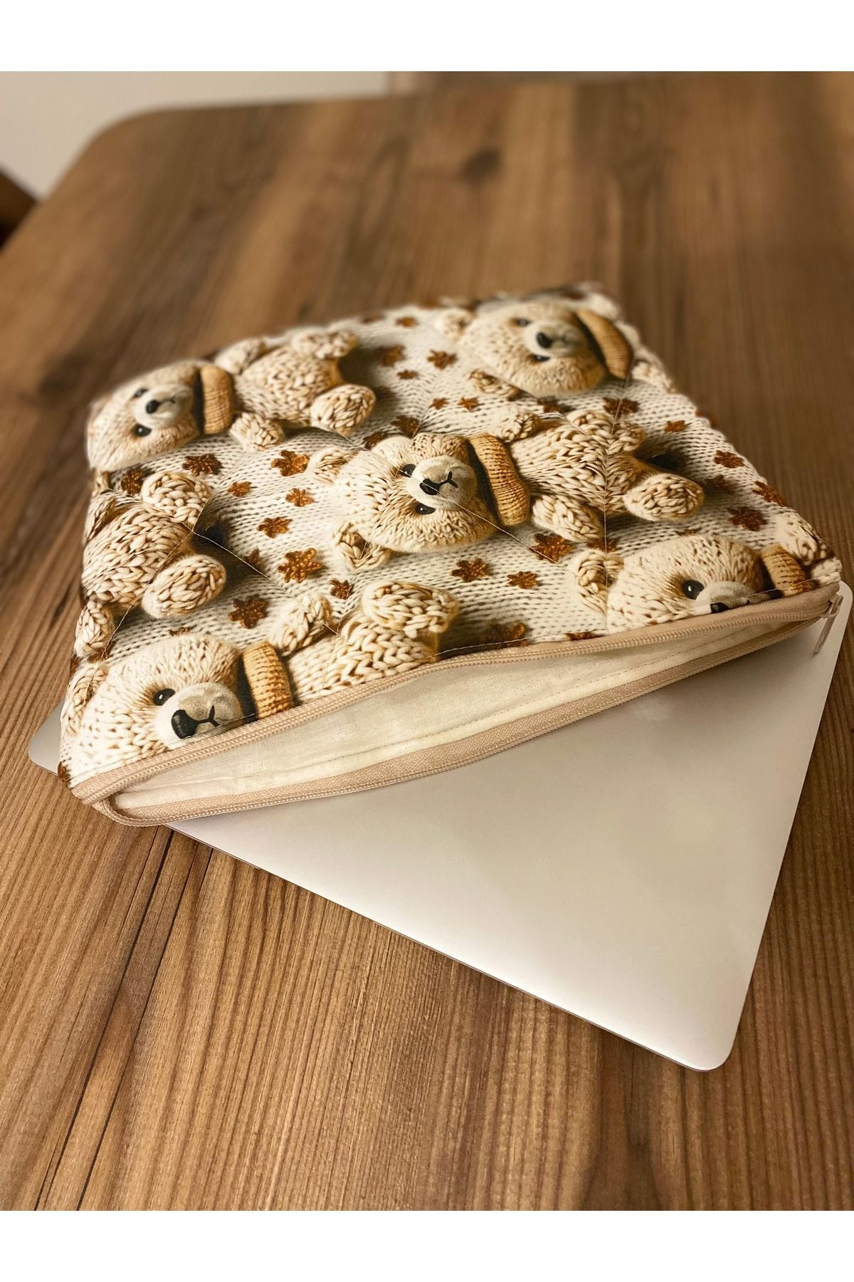 Handmade Ayıcık desenli Tablet kılıfı İpad Kılıfı Kitap kılıfı Samsung tablet kılıfı Laptop Kılıfı 30*25 CM