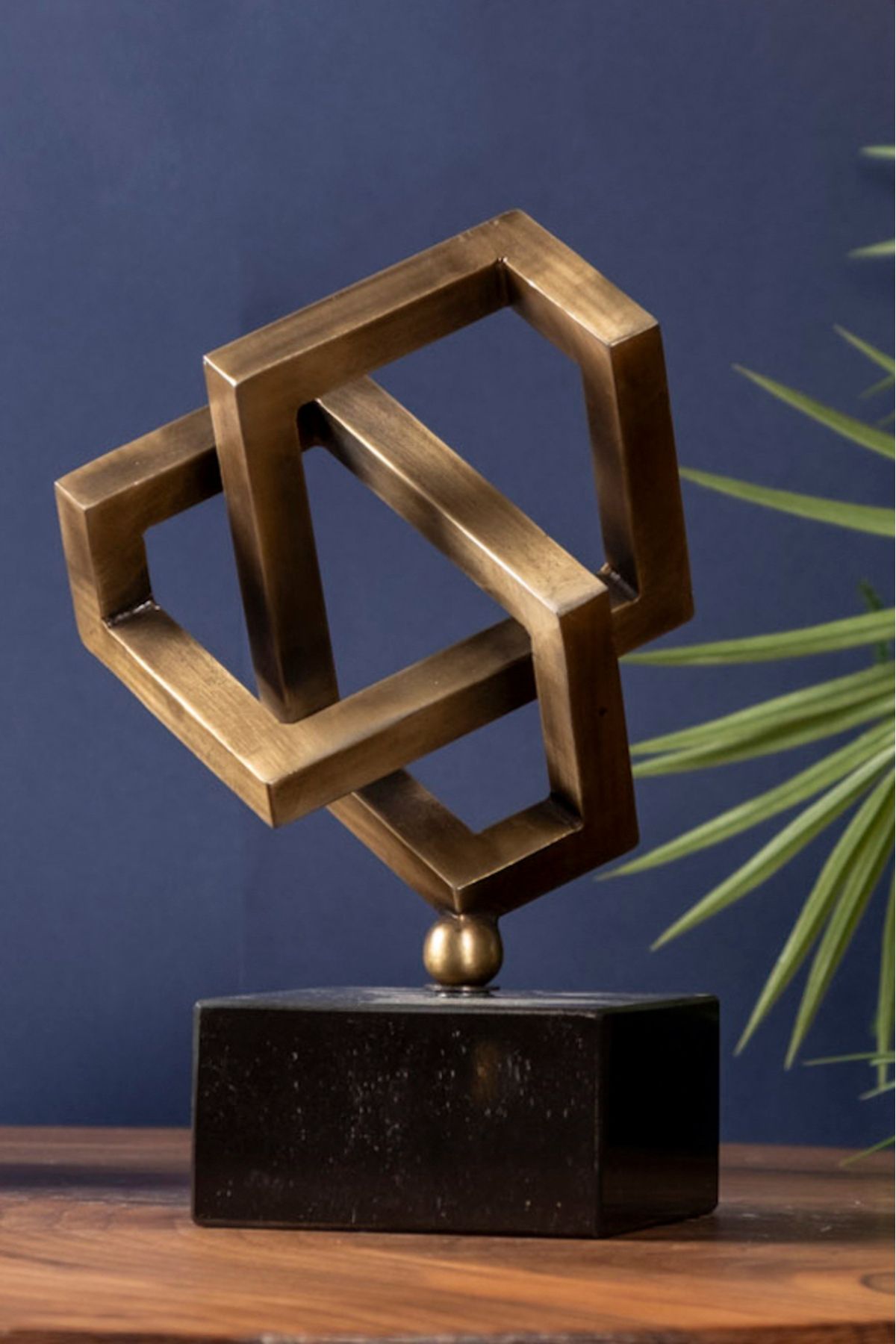 MIARIK DESIGN & DEKORASYON Dekoratif Geometrik Pirinç Obje