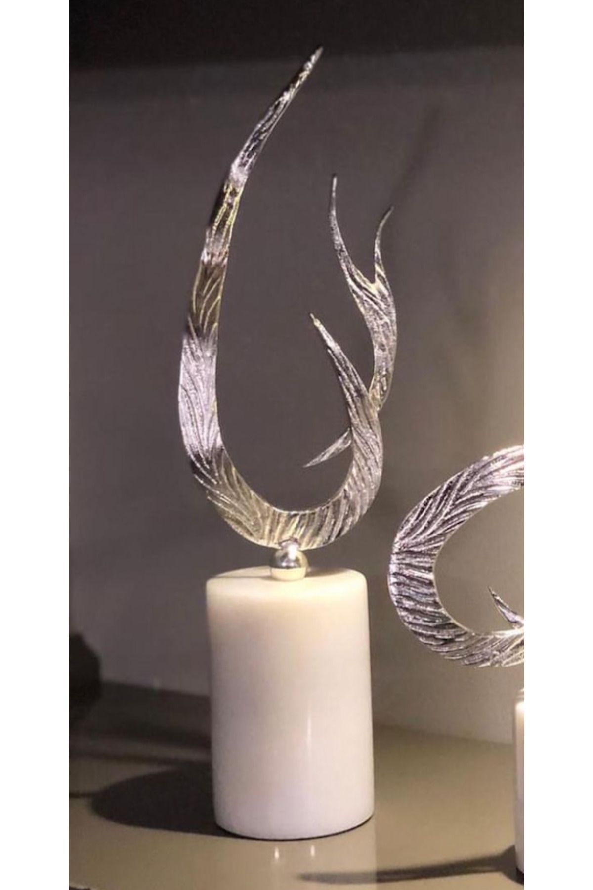 MIARIK DESIGN & DEKORASYON Dekoratif Mermer Kaideli Uzun Ateş Obje