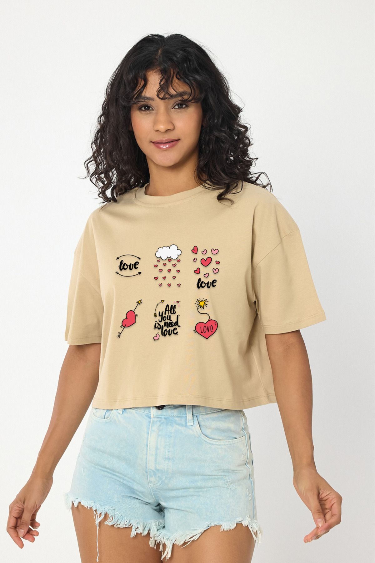 Windy Island Kadın Bisiklet Yaka Love Baskılı Crop T-shirt