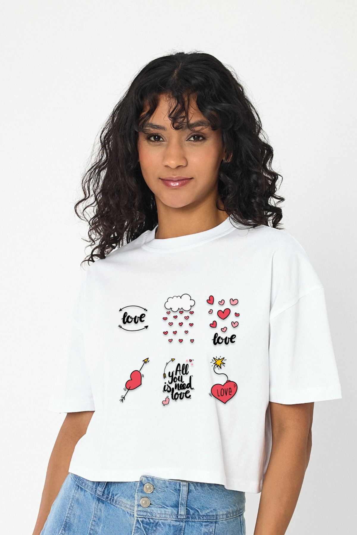 Windy Island Kadın Bisiklet Yaka Love Baskılı Crop T-shirt