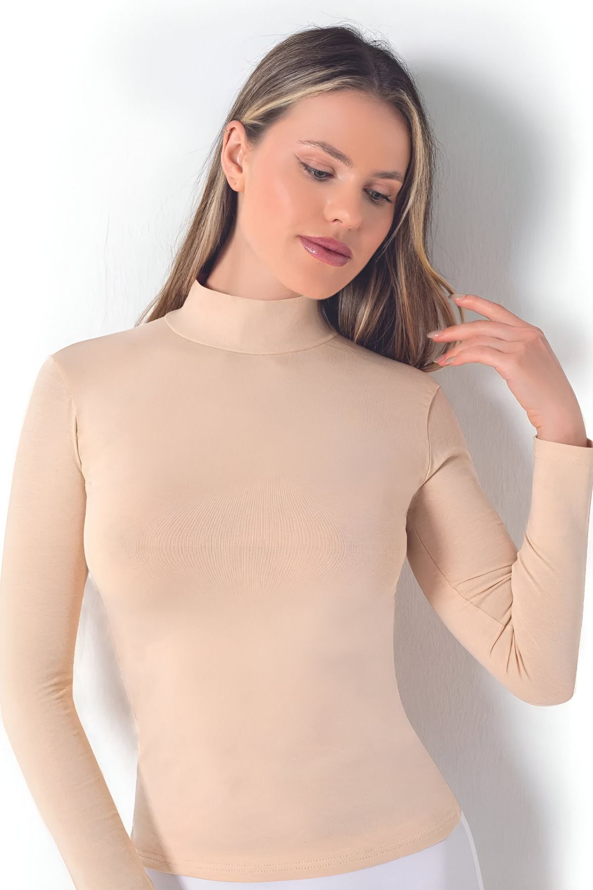 Altınay Kadın Yarım Balıkçı Yaka Uzun Kollu Body - %90 Pamuk (Lilitime)