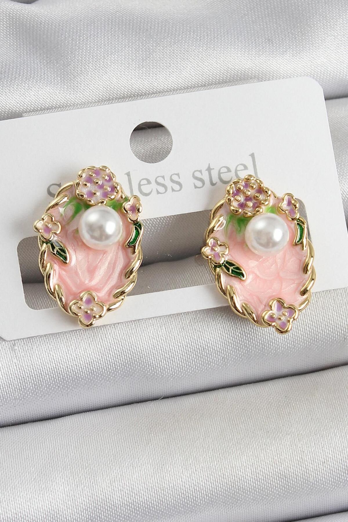 AfraBeauty 925 Ayar Pembe Mineli İnci Detaylı Sanatsal Portre Model Gold Renk Kadın Küpe