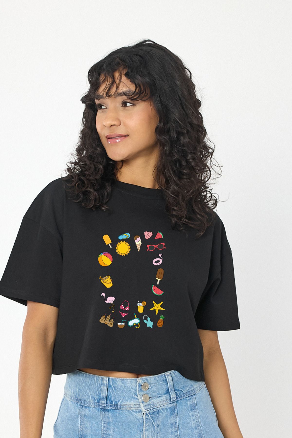 Windy Island Kadın Bisiklet Yaka Yaz Temalı Baskılı Crop T-shirt
