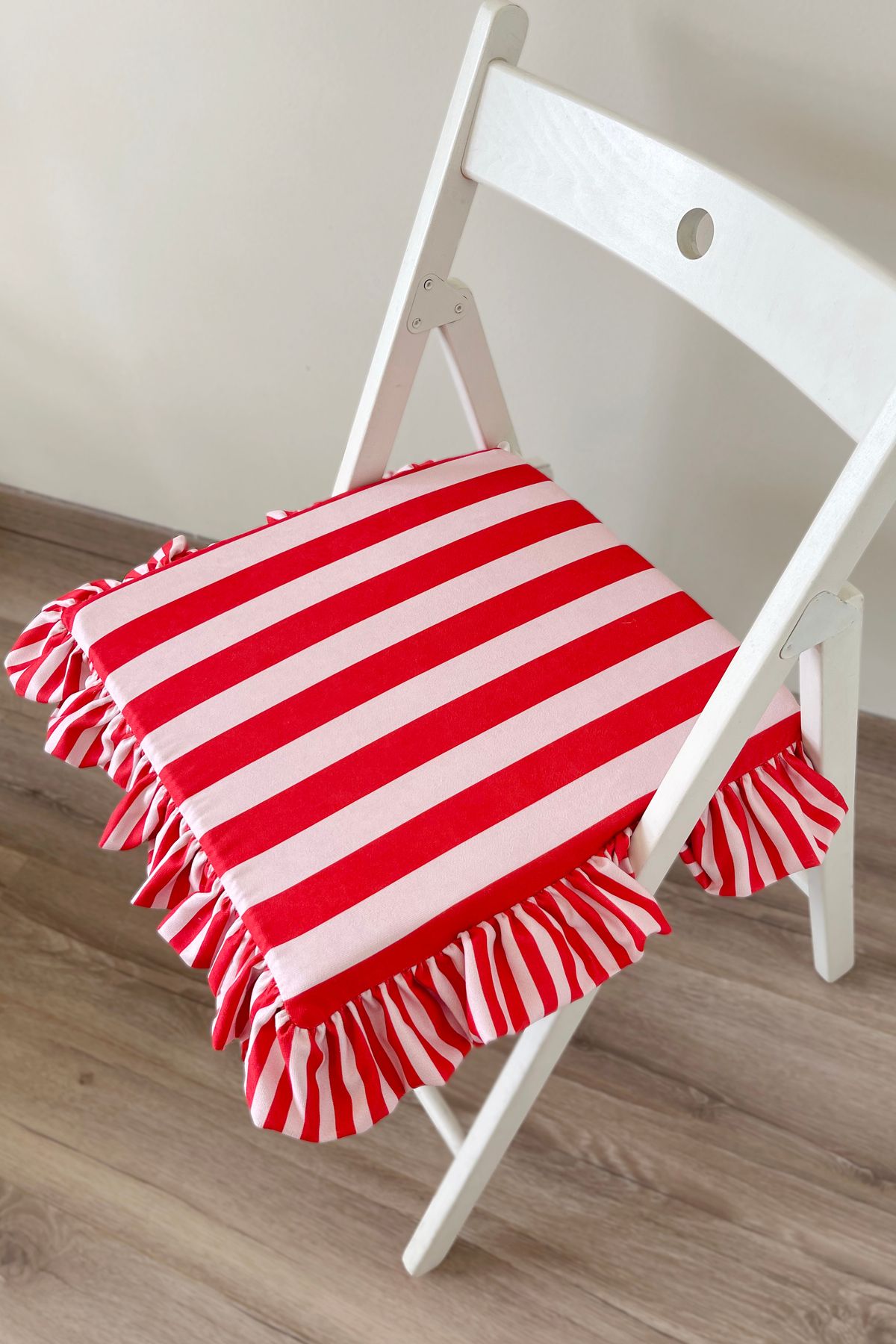 RİTMOHOME Kırmızı Pembe Çizgili Fırfırlı Marin, Vintage, Yaz, Iskandinav, Bohem 40x40 Sandalye Minderi
