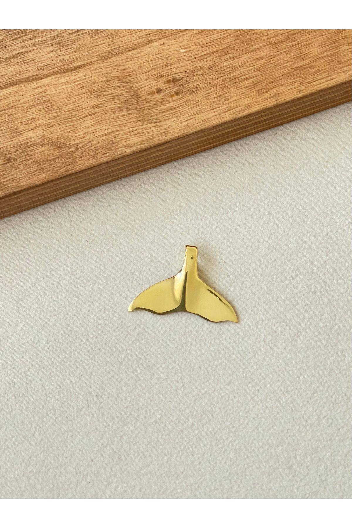 Rupen Kraft 925 Ayar Gümüş Büyük Boy Tasarım Balina Kuyruğu Kolye Ucu Gold Renginde