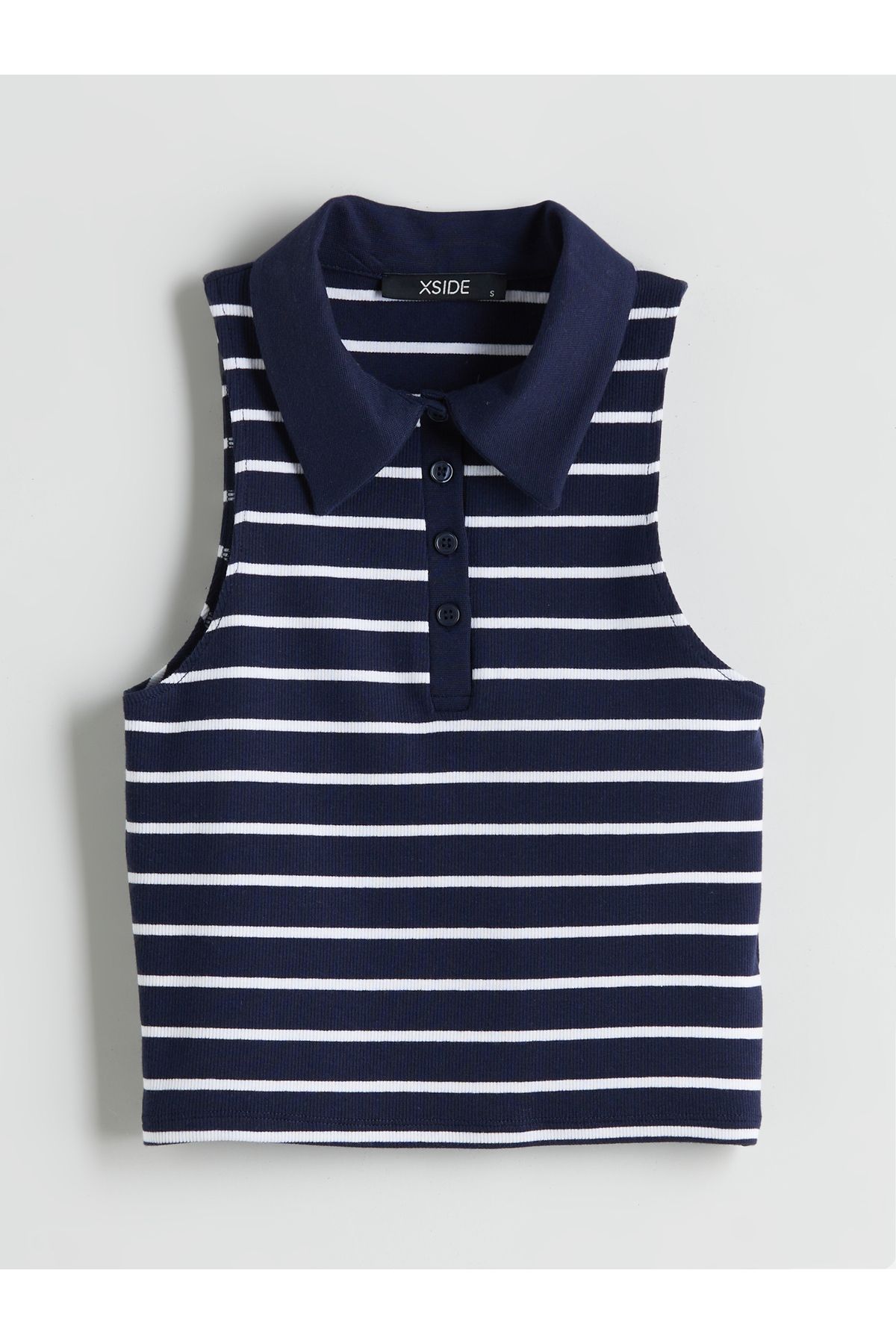 LC Waikiki Polo Yaka Çizgili Crop