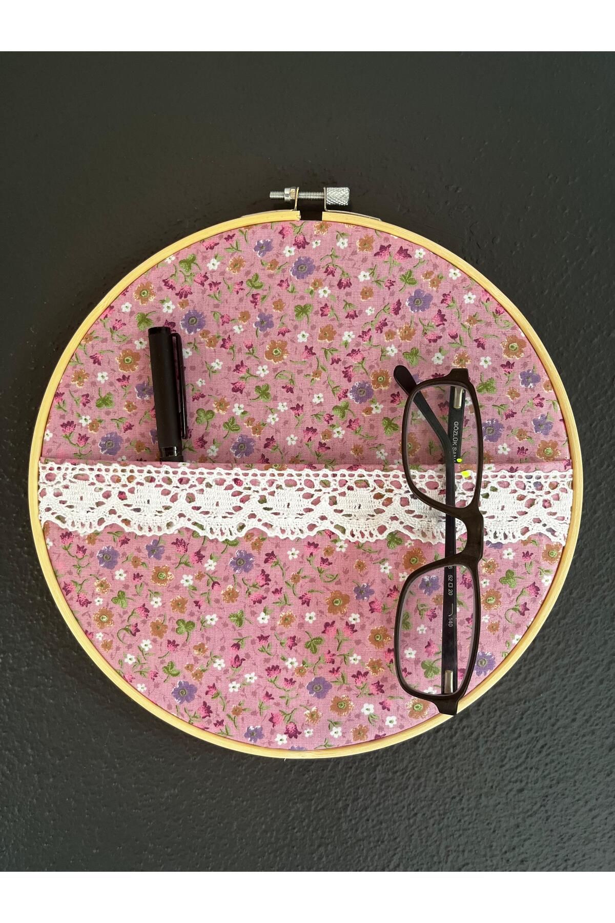 Sessiz Renkler Sessiz Düzen-Cepli Kumaş Organizer( 23 cm Kasnak)
