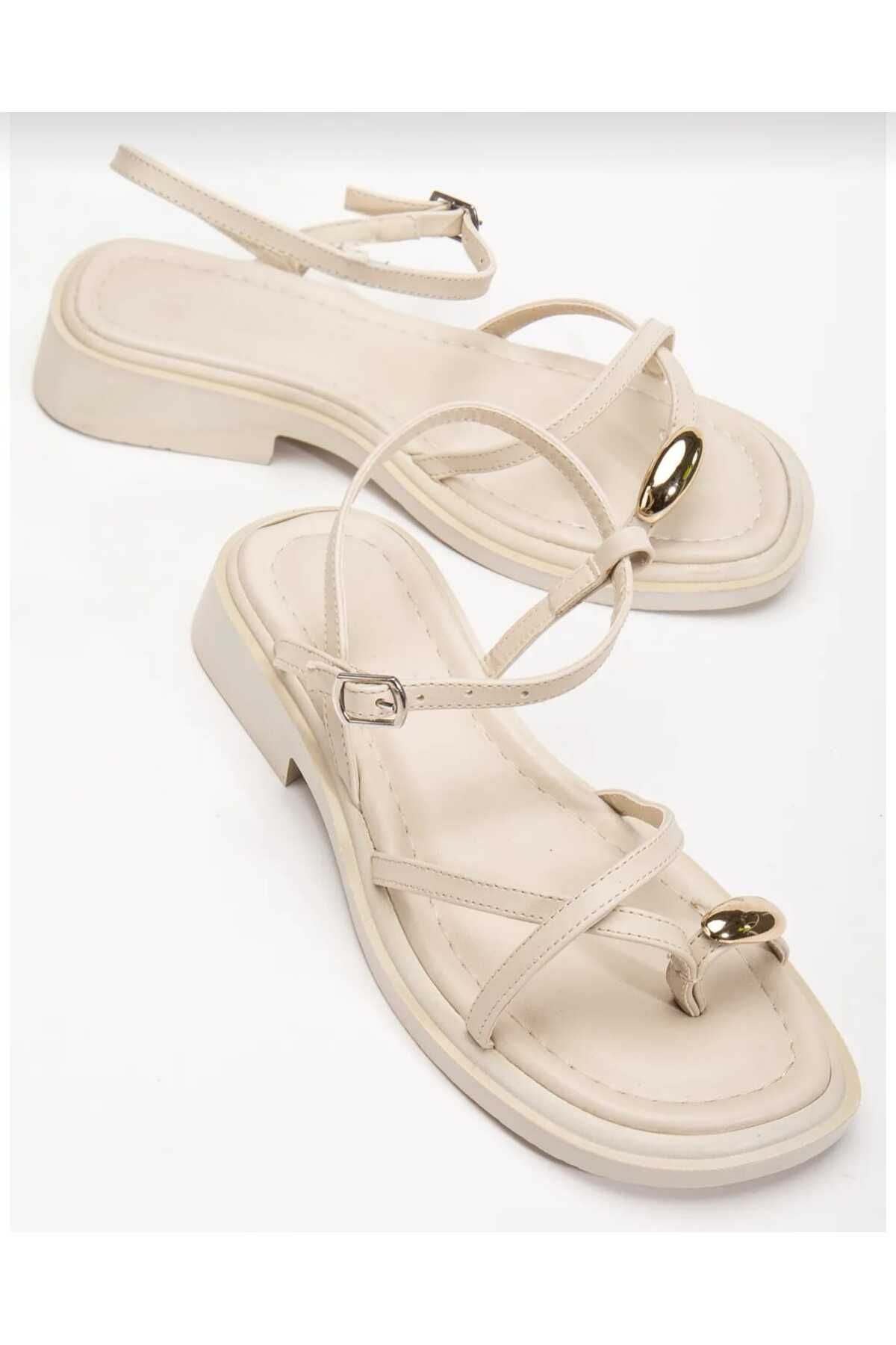 CİMİLİ SHOES Kadın Gold Yüzük Detaylı Günlük Sandalet