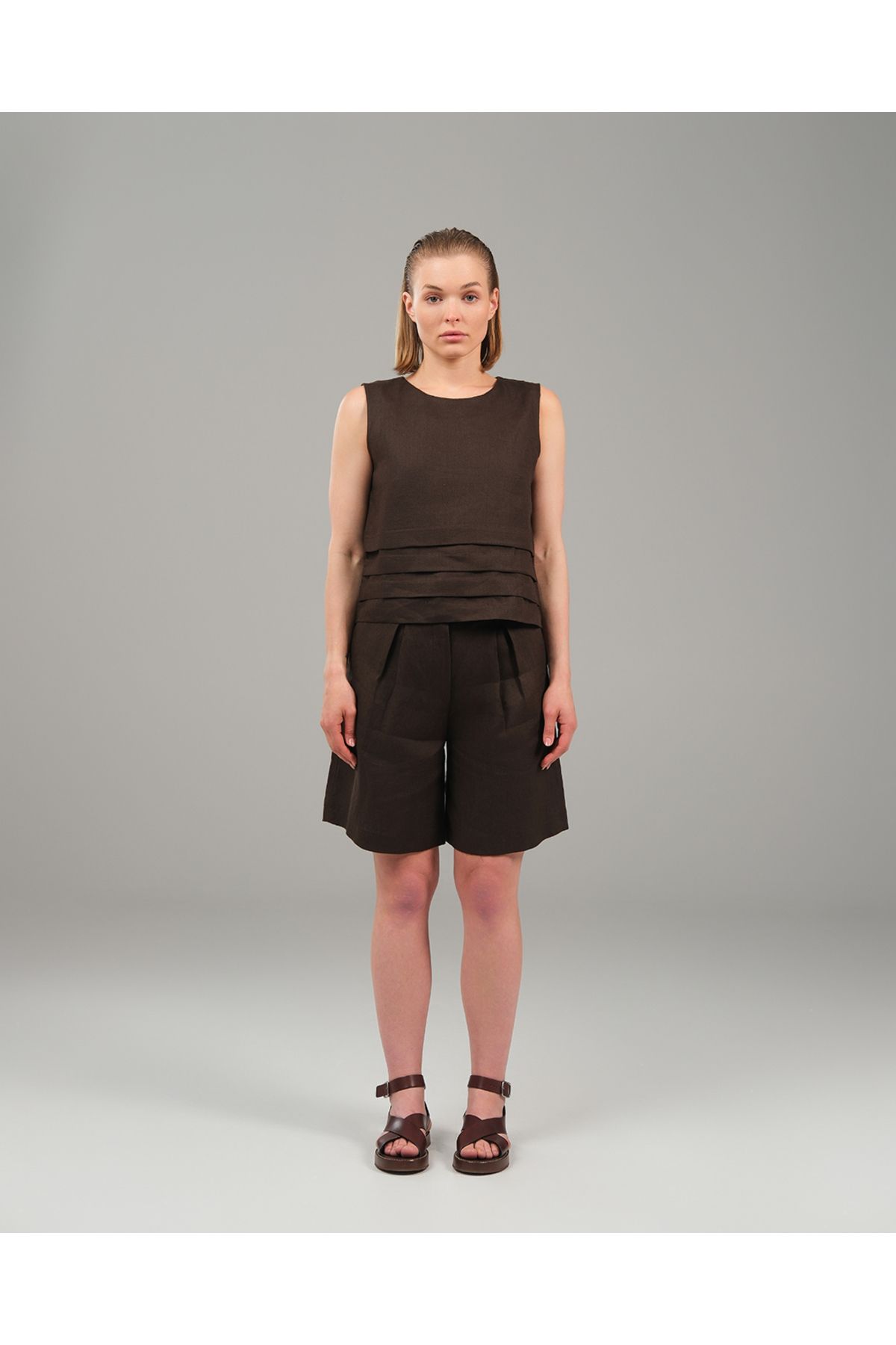 LUMINA ELIGMA Terra Fold - Layered Hem Linen Sleeveless Top