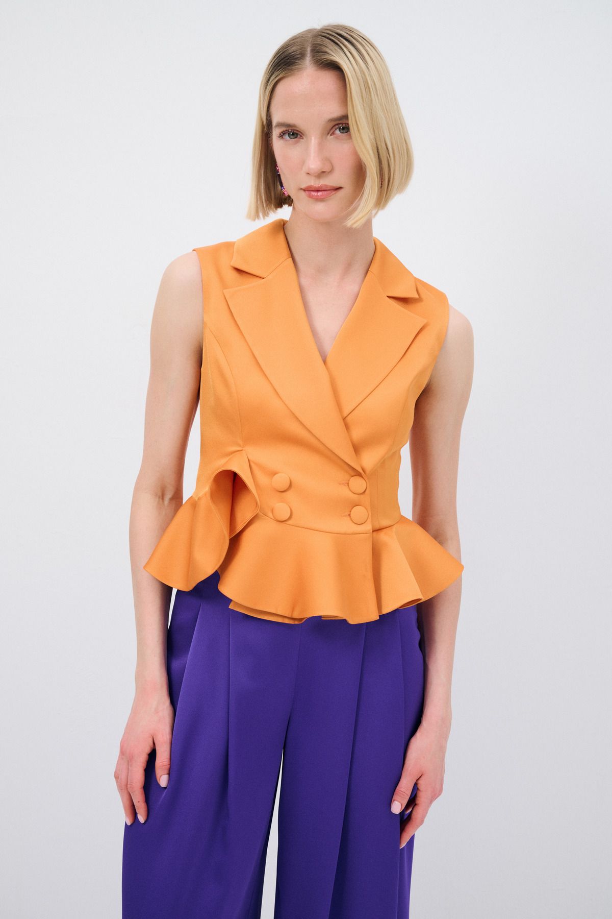 adL Mert Aslan Peplum Yelek