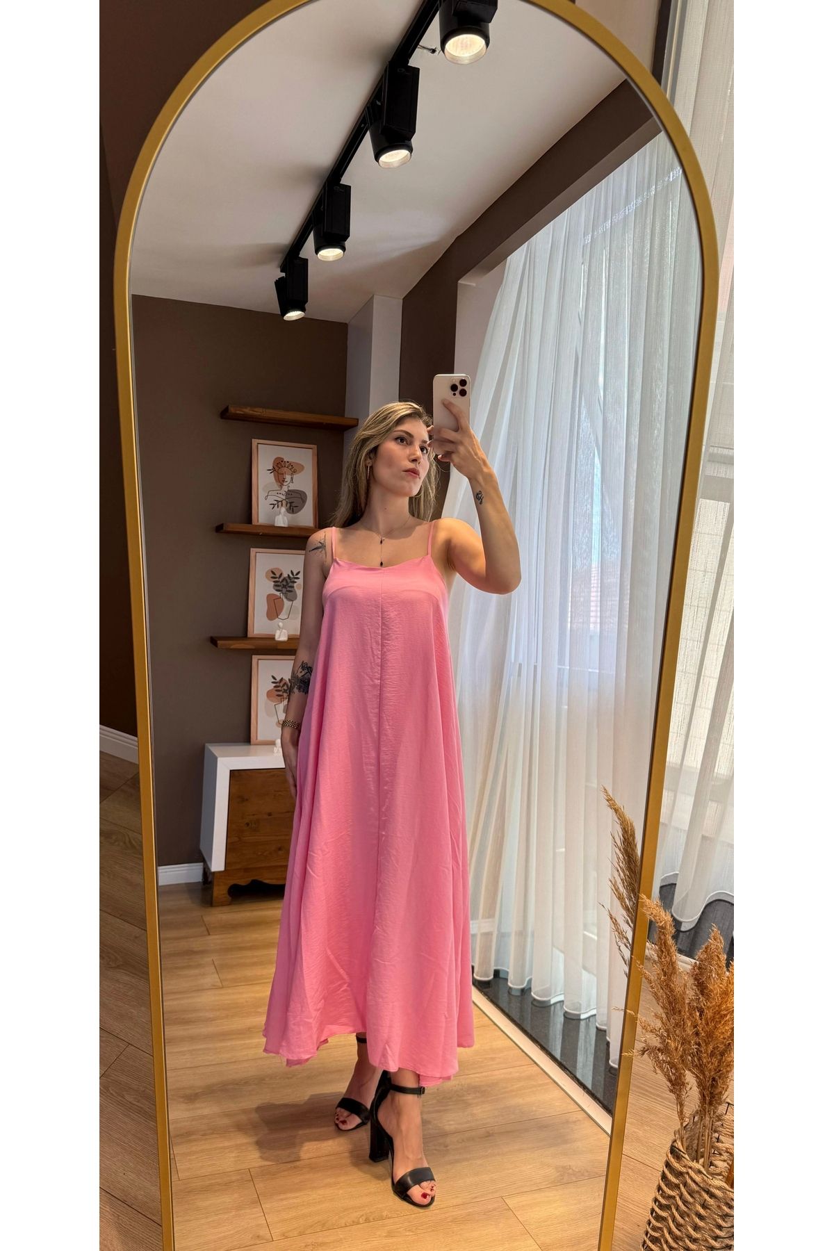 GİZEM SALMAN İp Askılı Pembe Elbise