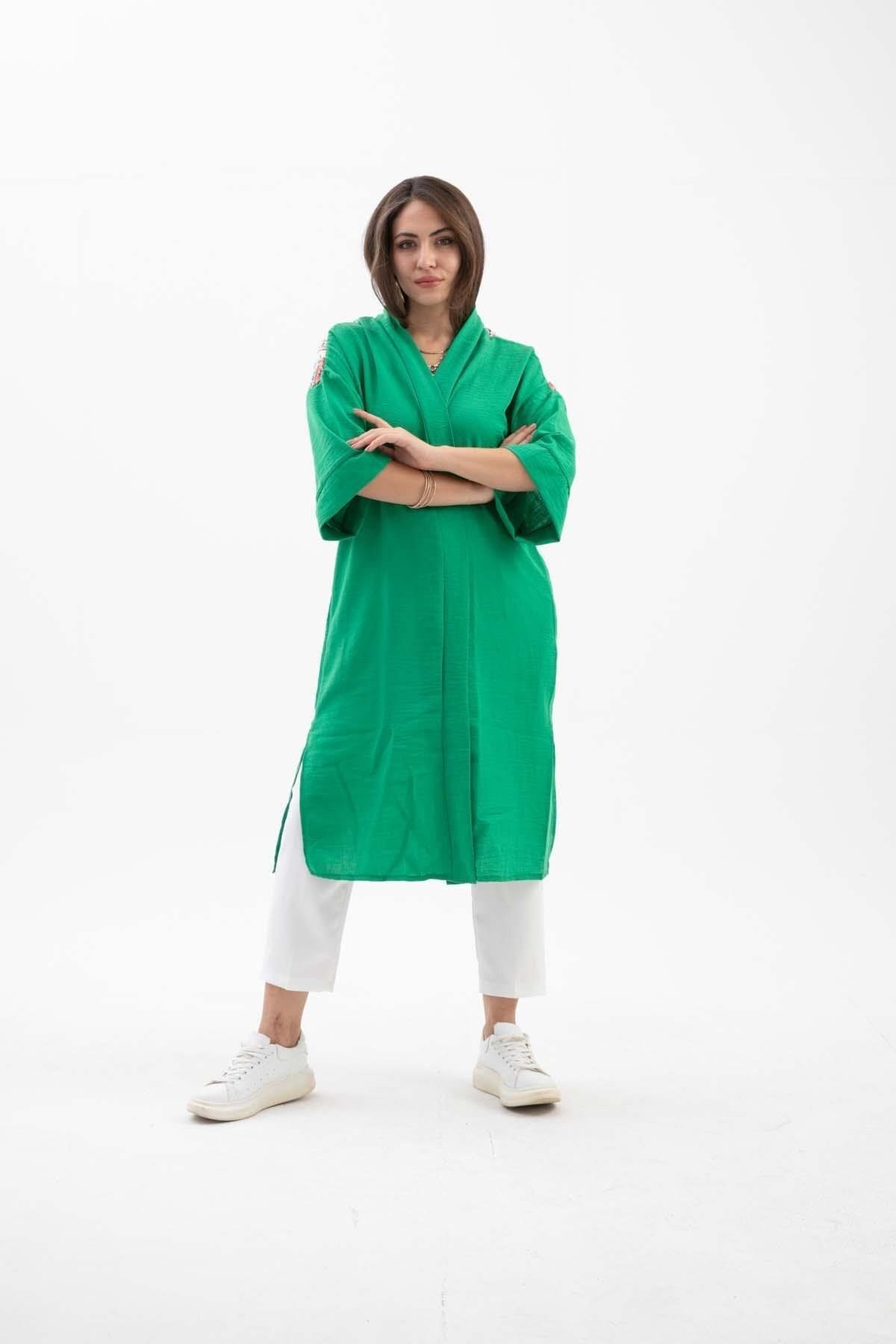 LLOHA Arkası Baskılı Püsküllü Kimono - Yeşil