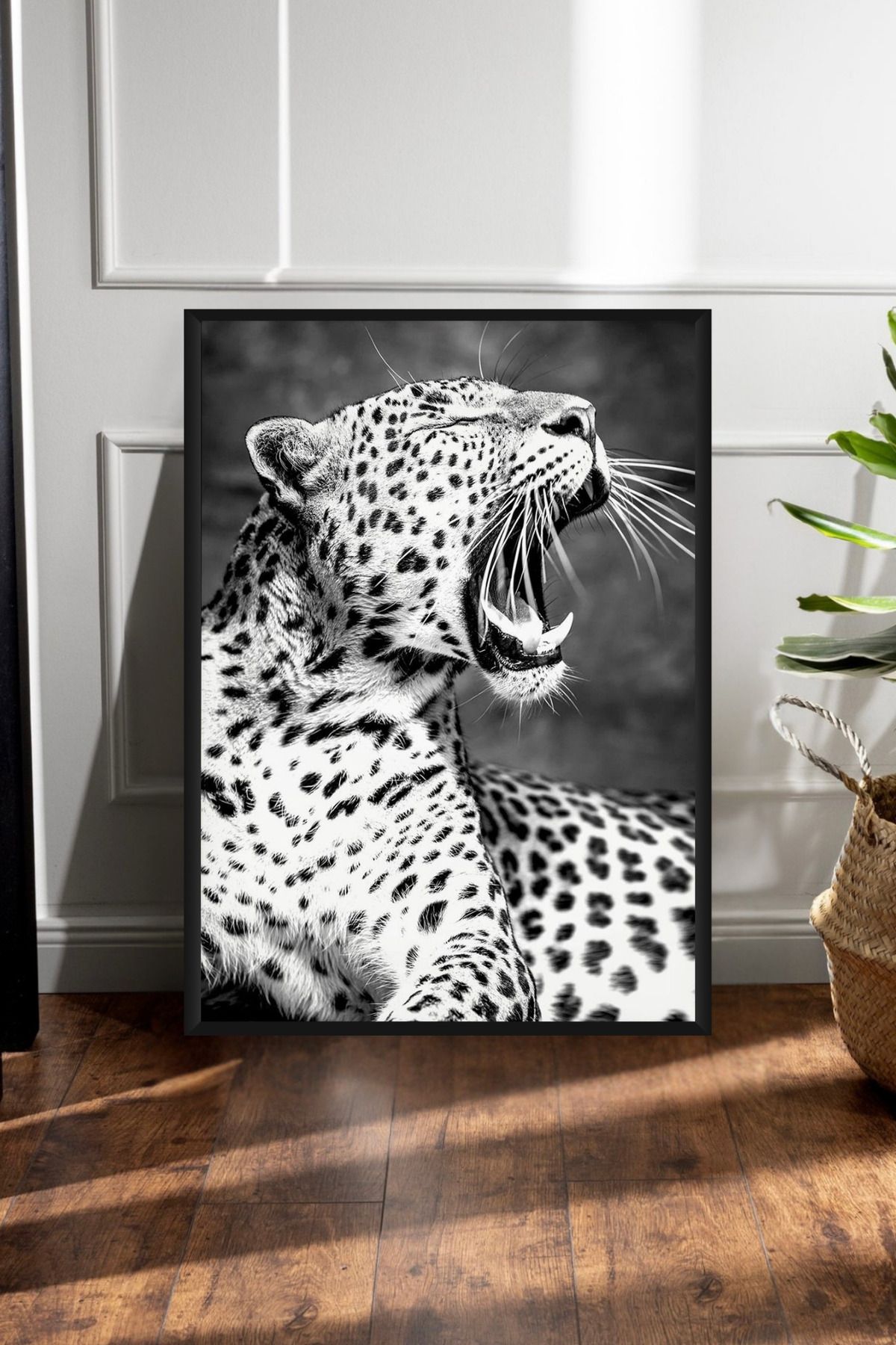 Bugucreative Siyah Beyaz Yırtıcı Leopar Poster , Çerçevesiz Poster, Modern Duvar Dekoru,Tablo Ölçülerinde Poster