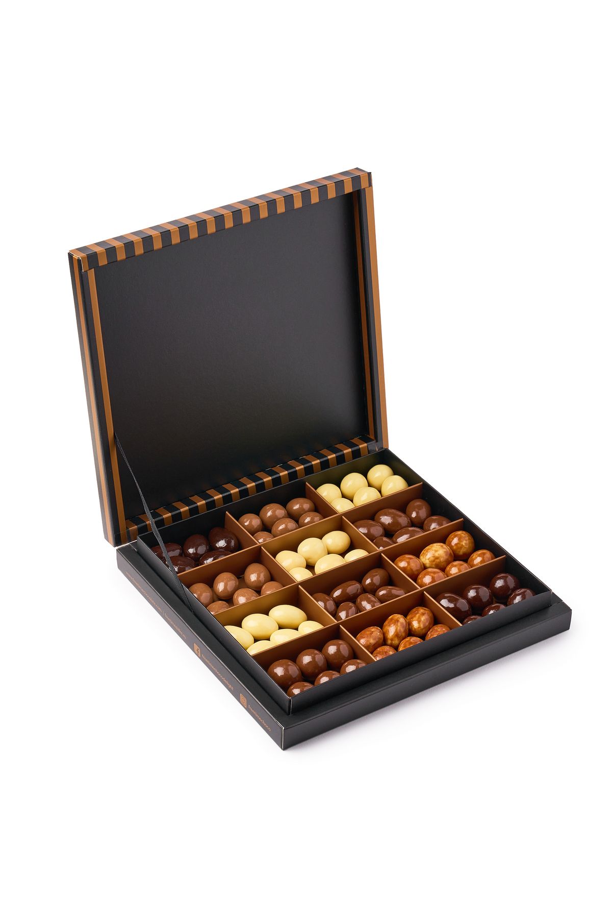 Freetime Premium Dragees - Drajeuri Mixt Din Ciocolata Cu Fructe Uscate Si Nucifiere - One Size