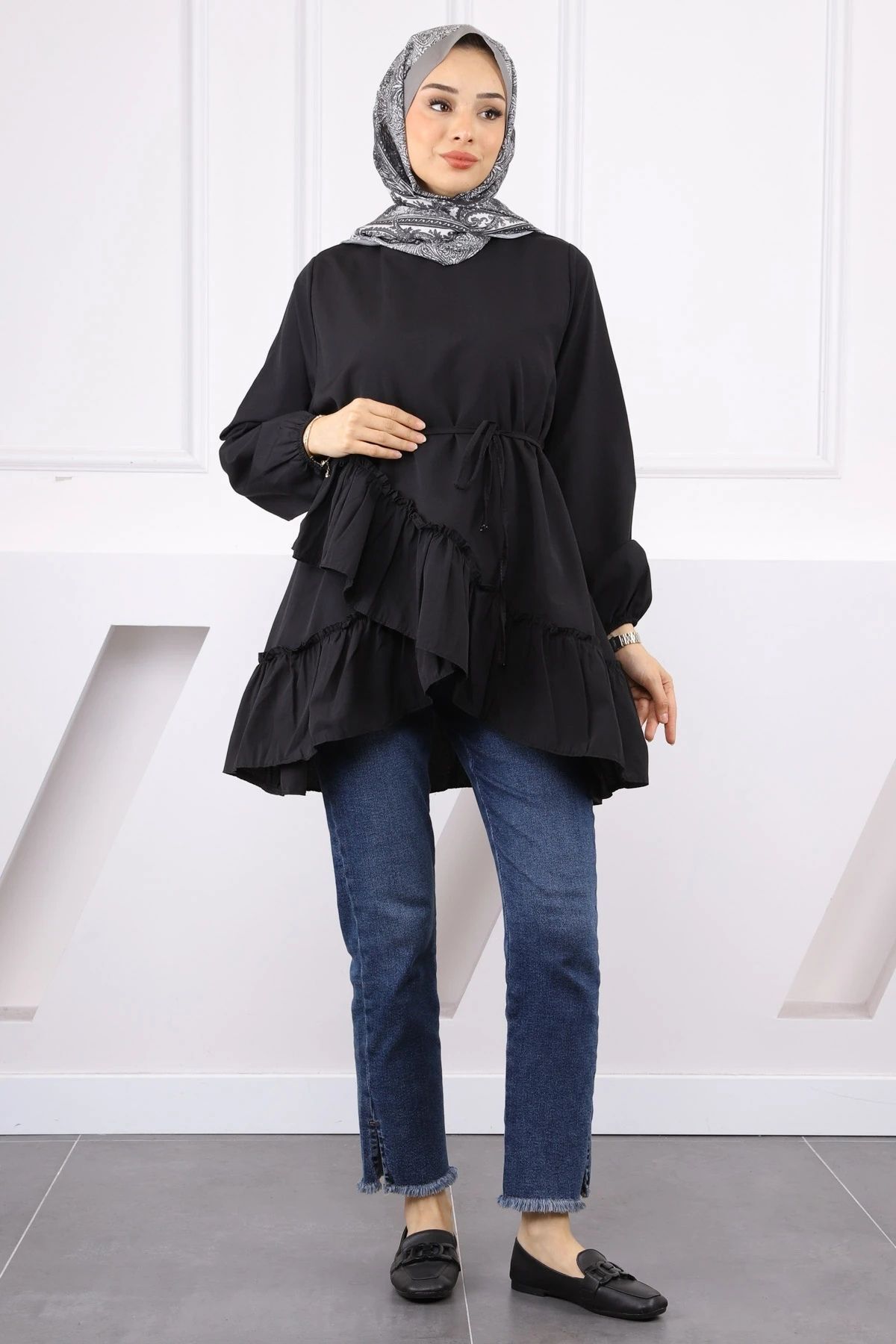 Butik Eteği Katlı Fırfırlı Tunik